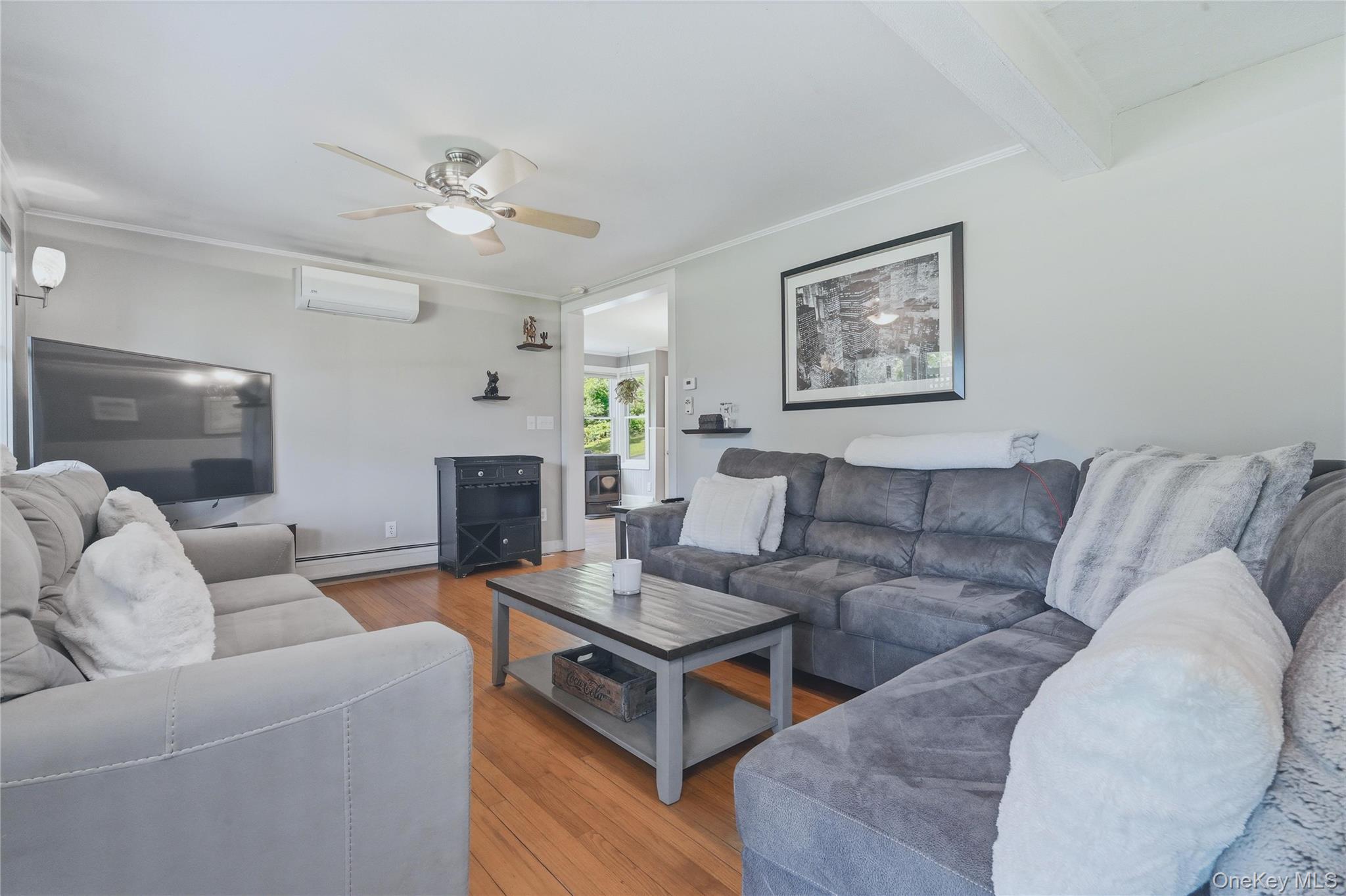28 Railroad Avenue – For Sale photo 11