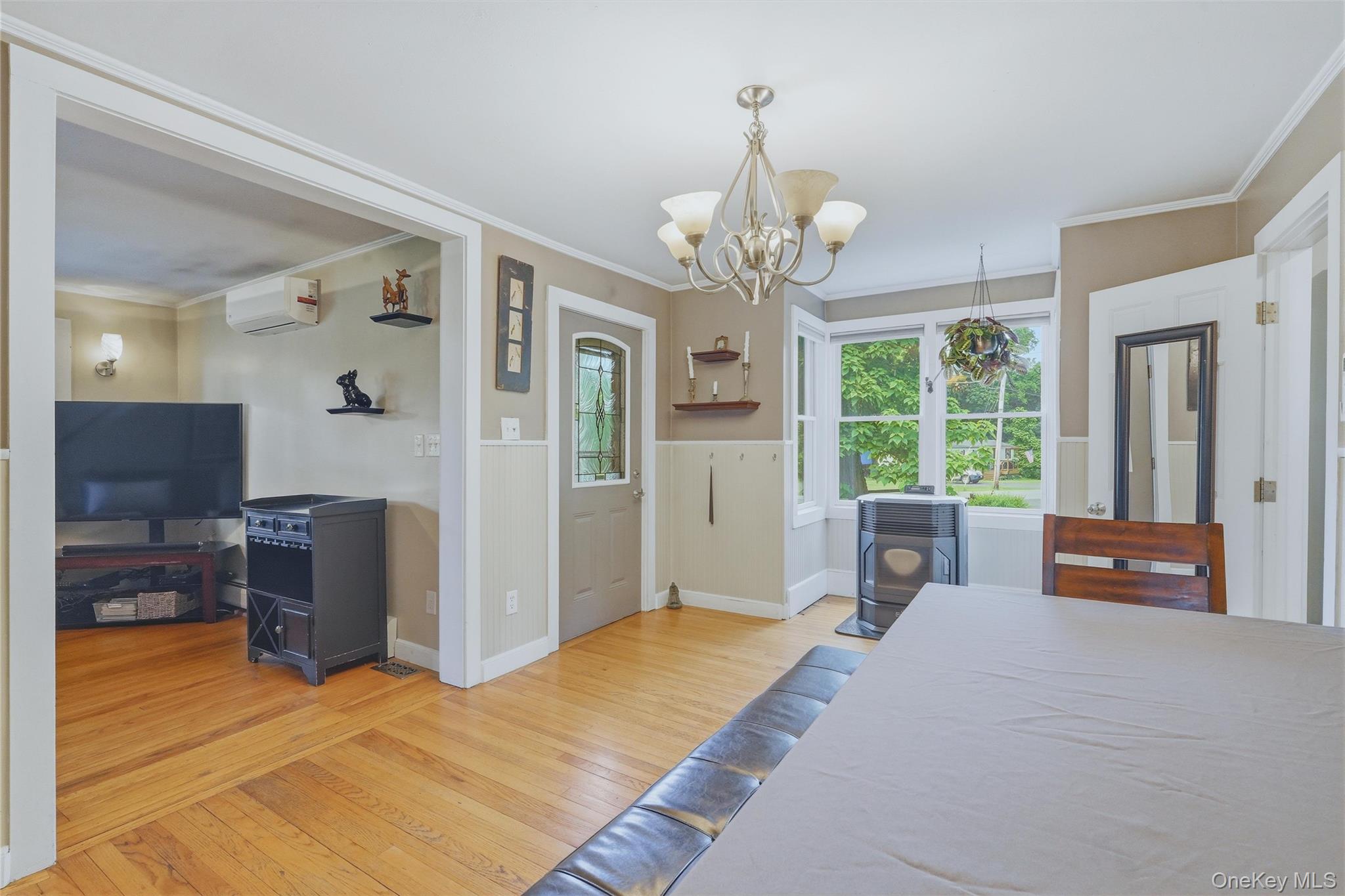 28 Railroad Avenue – For Sale photo 10