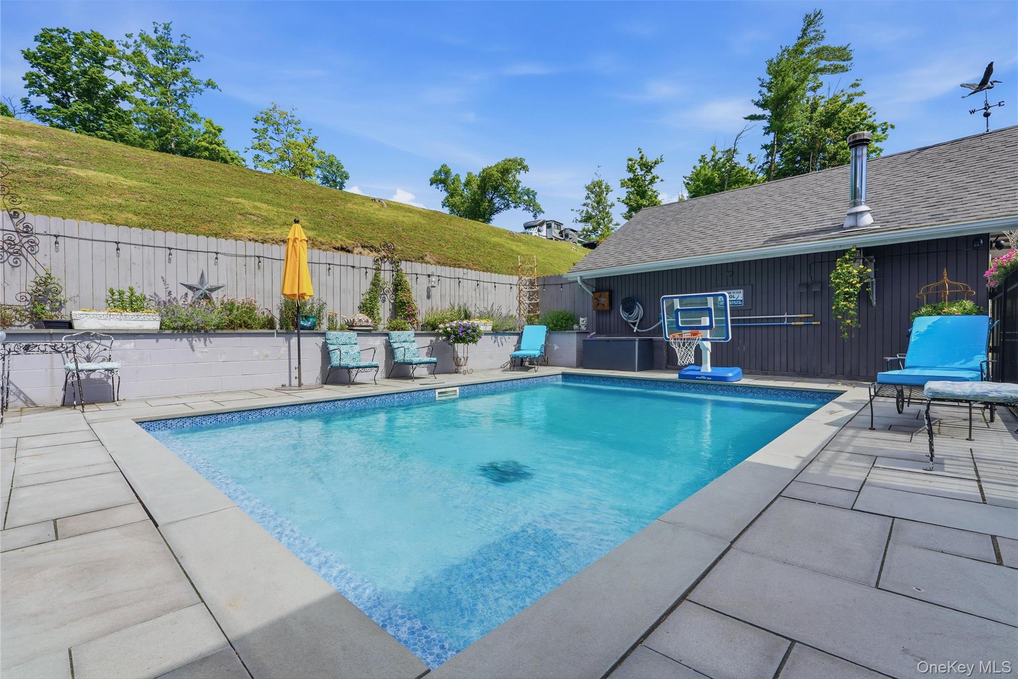 28 Railroad Avenue – For Sale photo 31