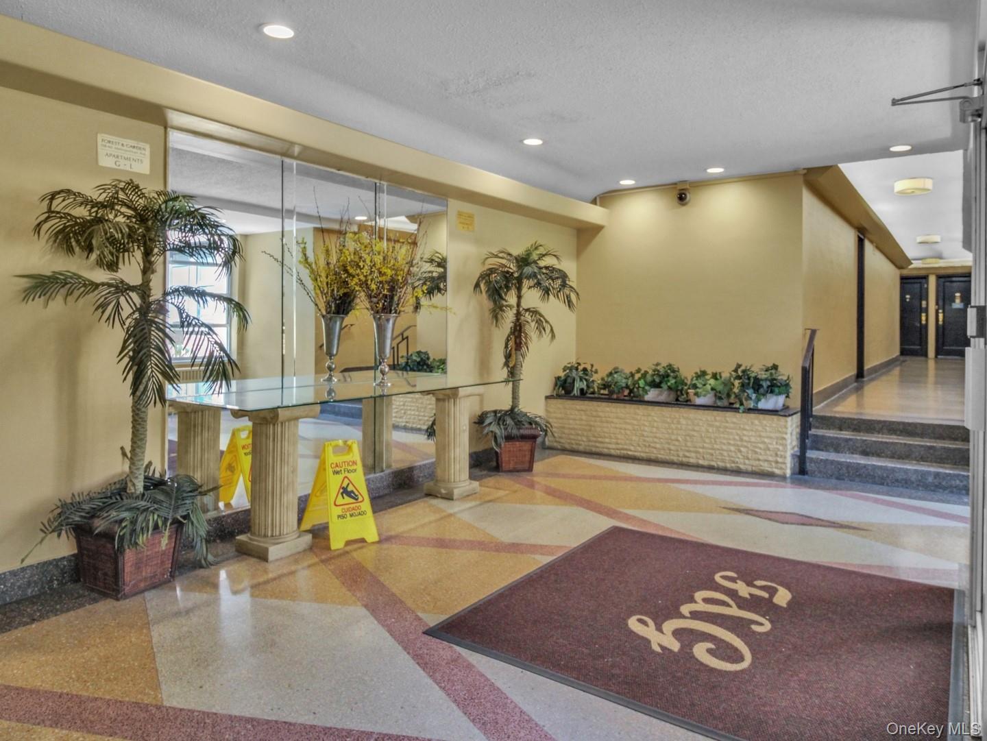 118-60 Metropolitan Avenue, Unit 1A photo 4