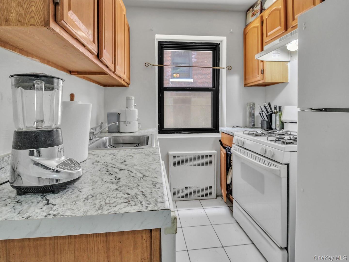 118-60 Metropolitan Avenue, Unit 1A photo 9