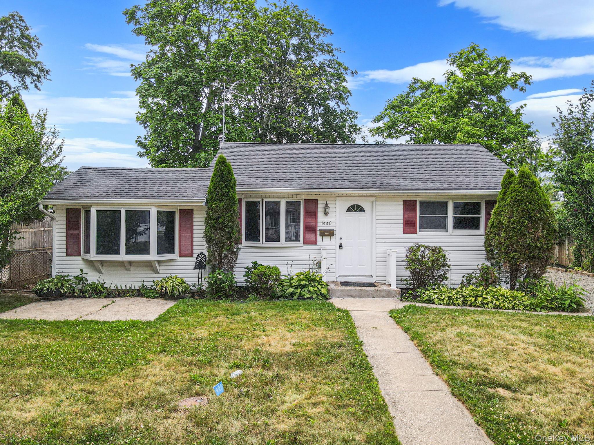 1440 Lombardy Boulevard – For Sale photo 2