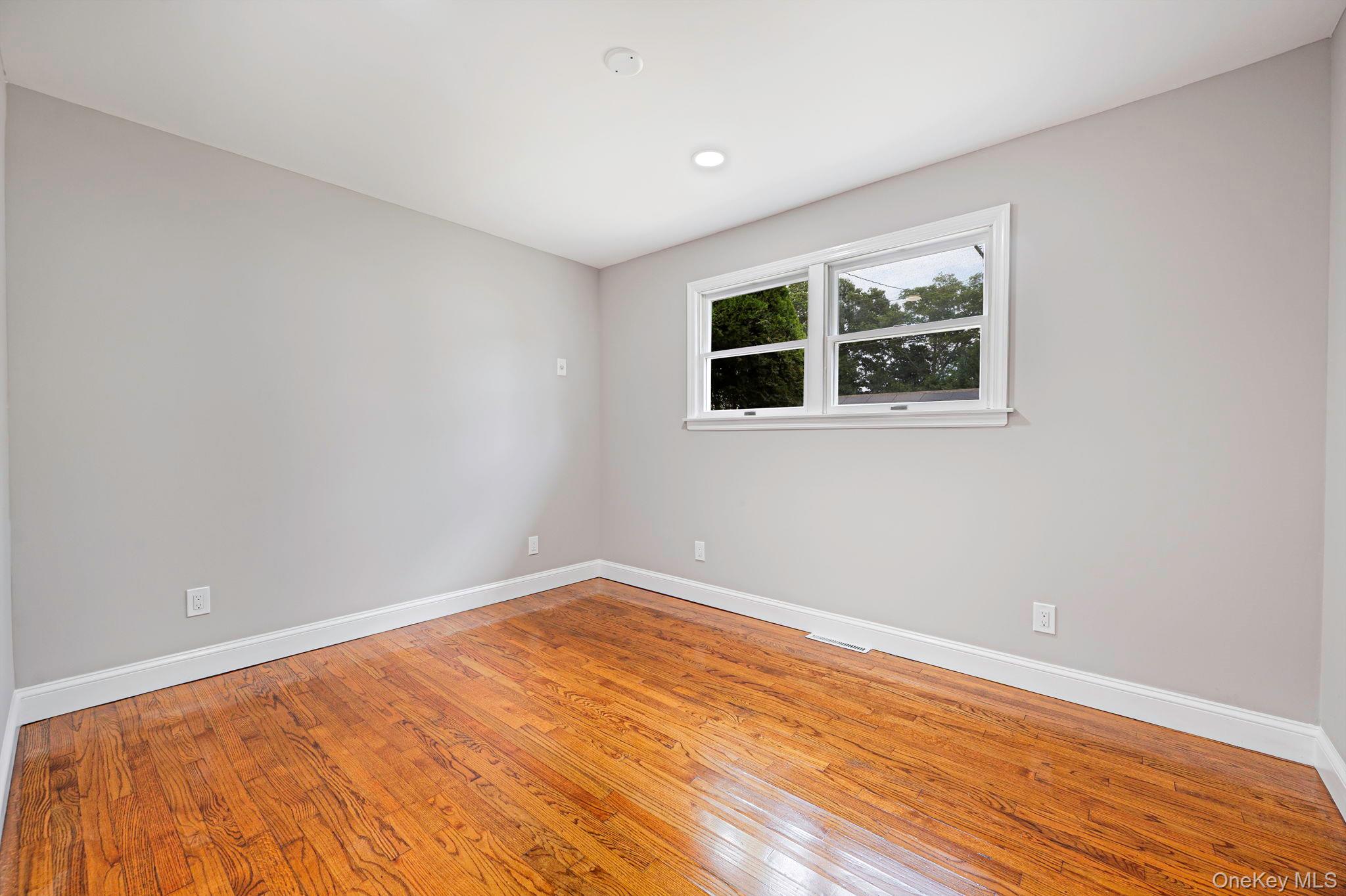 1440 Lombardy Boulevard – For Sale photo 16