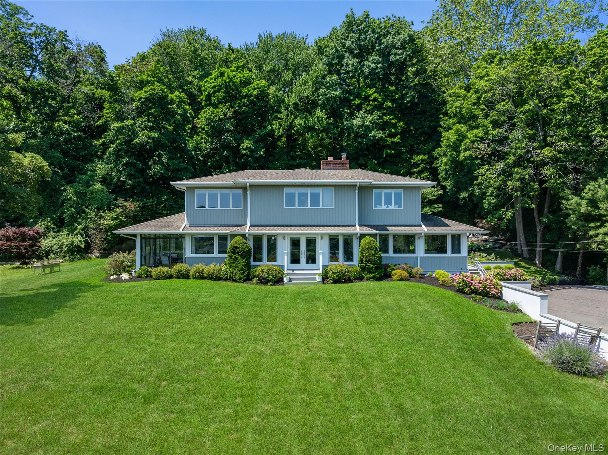 353 E Shore Road – For Sale photo 27