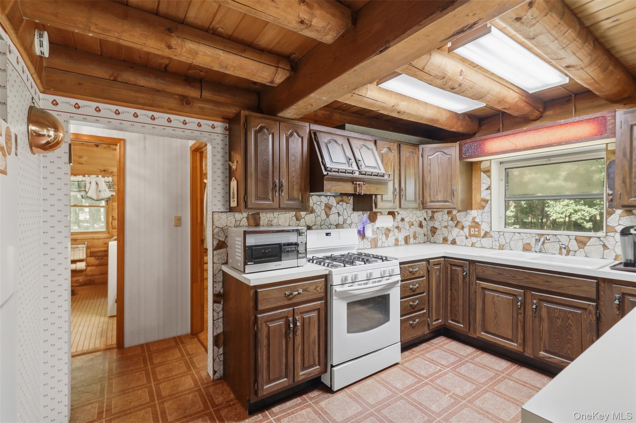 91 Airport Road – For Sale photo 17