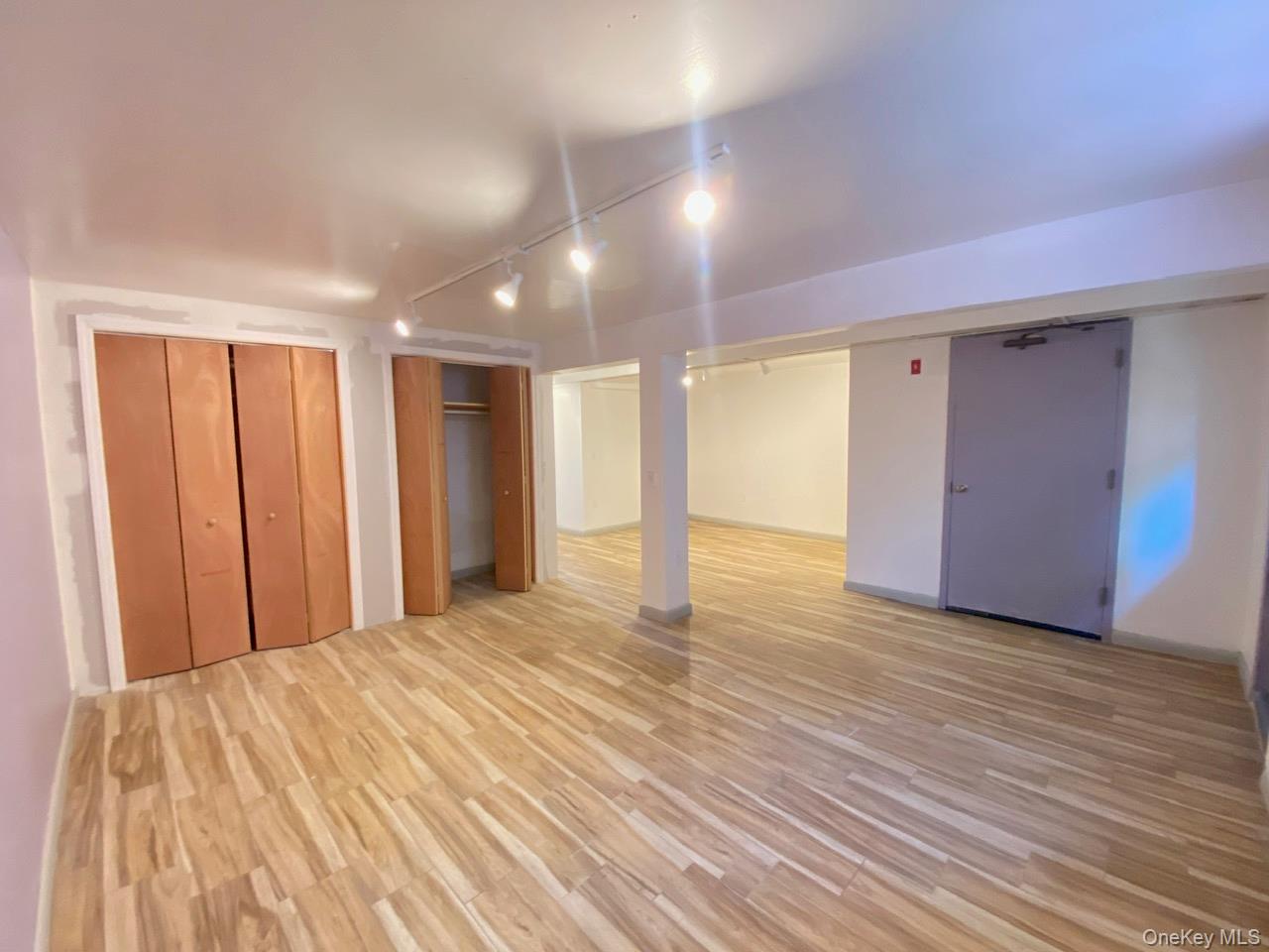 17154 46th Avenue, Unit Lower Leve photo 4