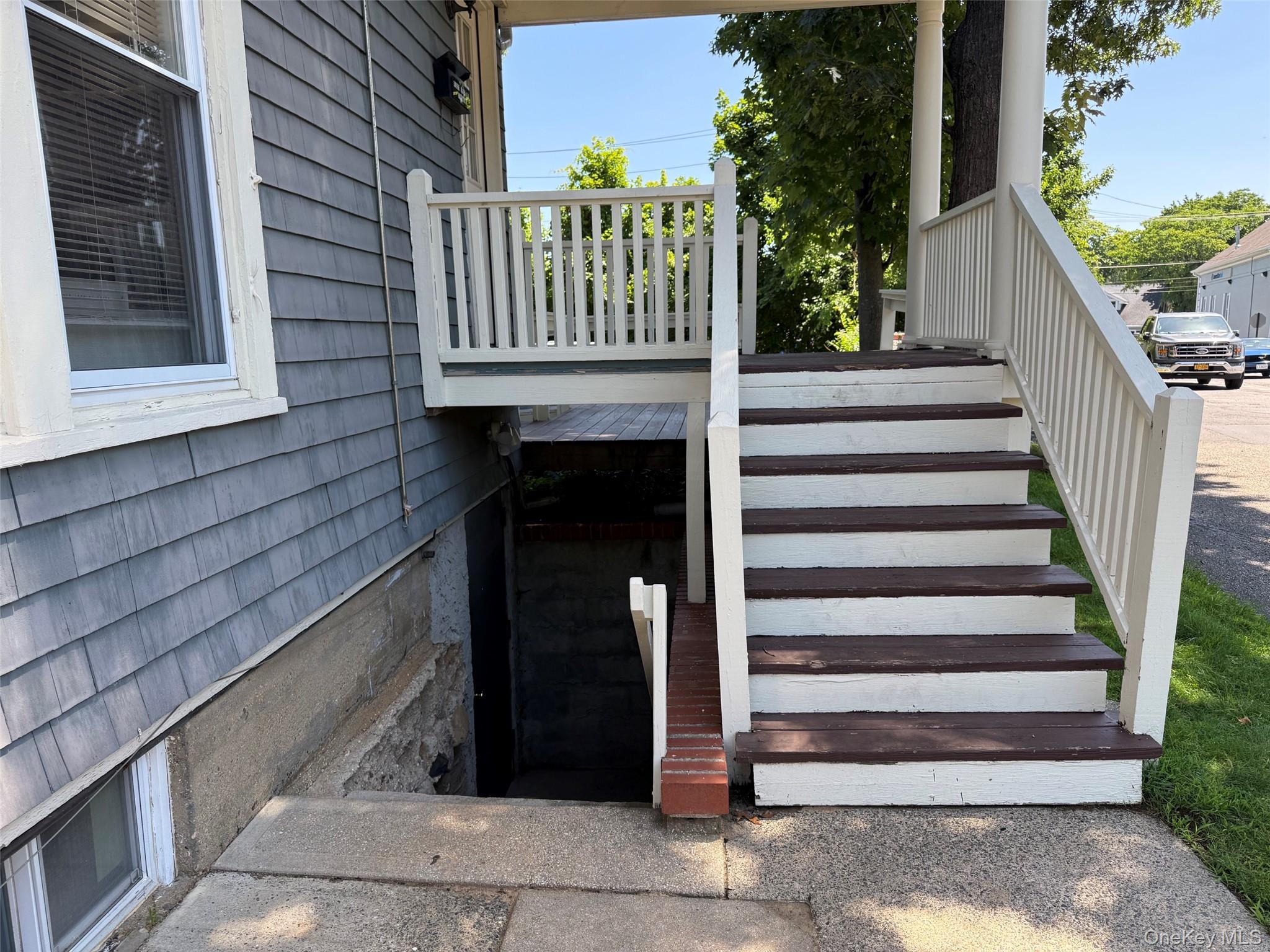 162 Laurel Avenue – For Rent photo 5