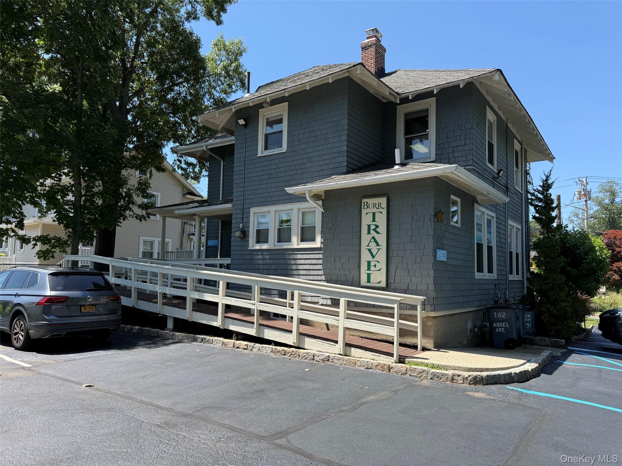 162 Laurel Avenue – For Rent photo 3