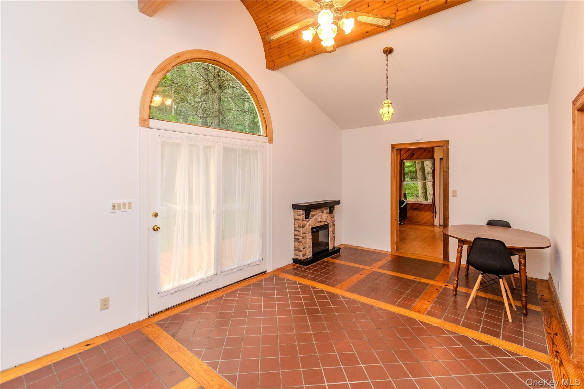 234 Canary Hill Road – For Sale photo 14