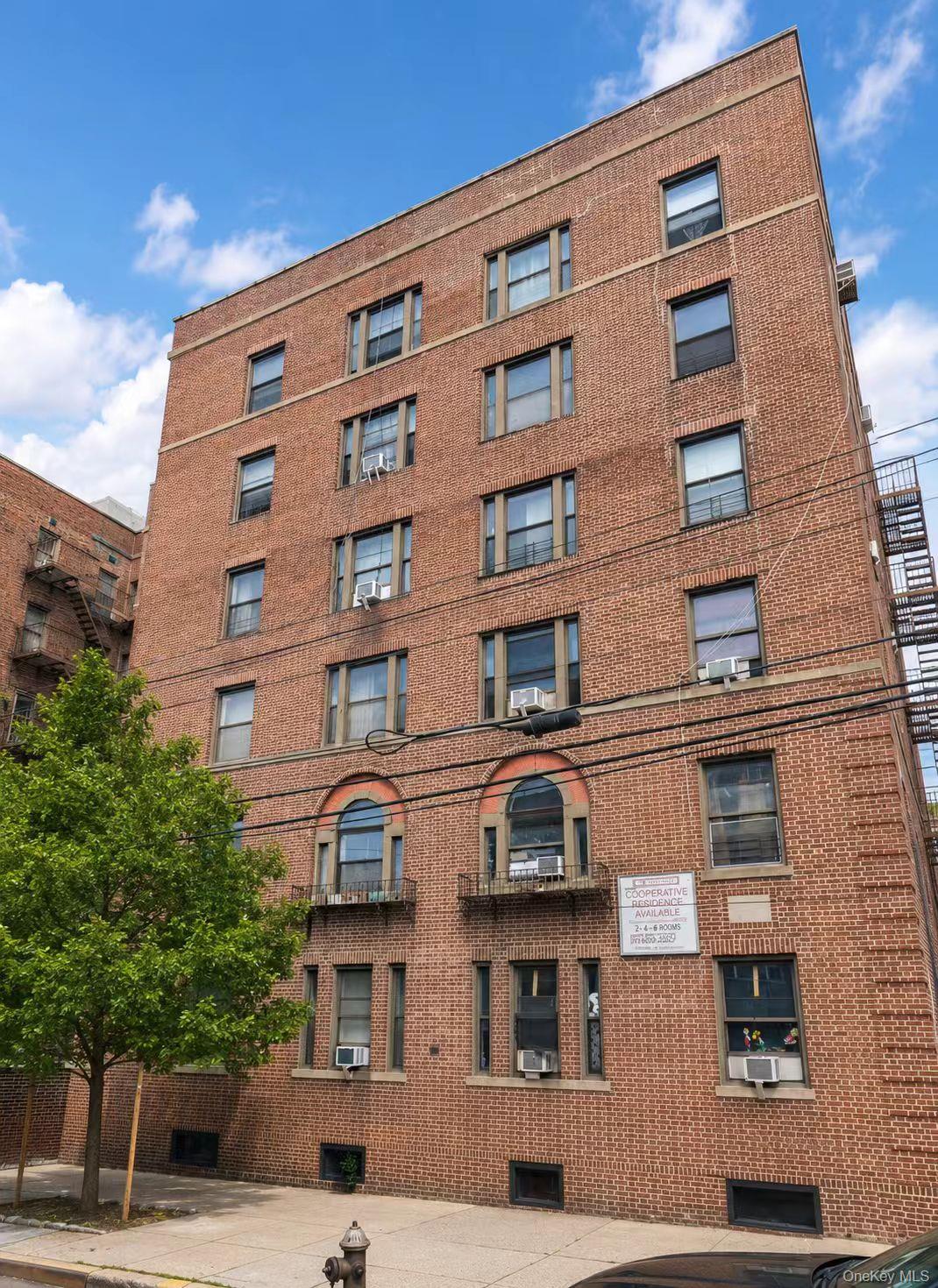 33-38 Parsons Boulevard, Unit 3D