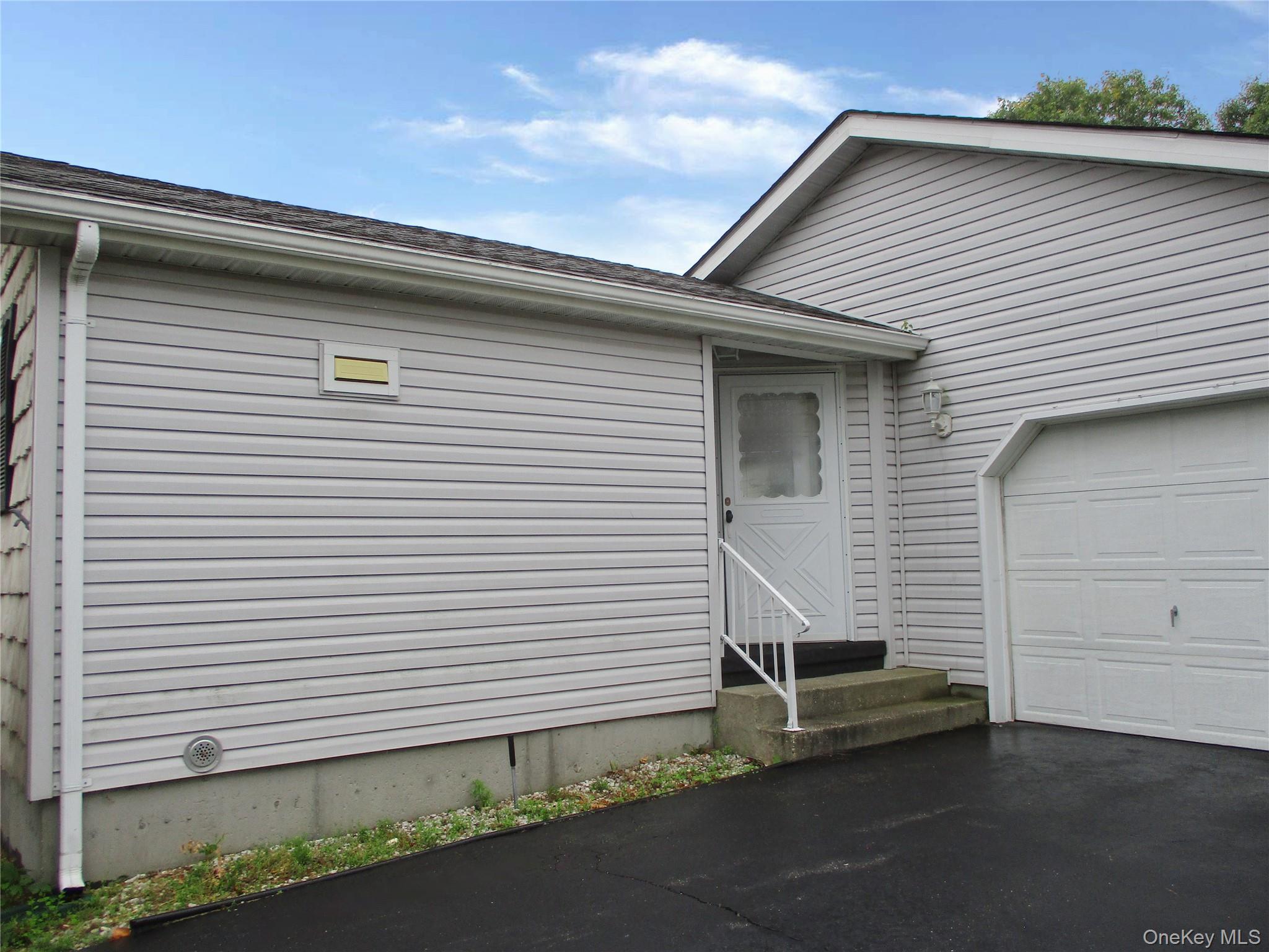 5131 Village Circle E – For Sale photo 14