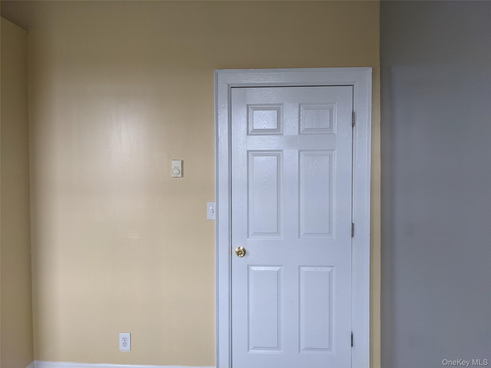 26 Coligni Avenue, Unit 2-1 photo 5