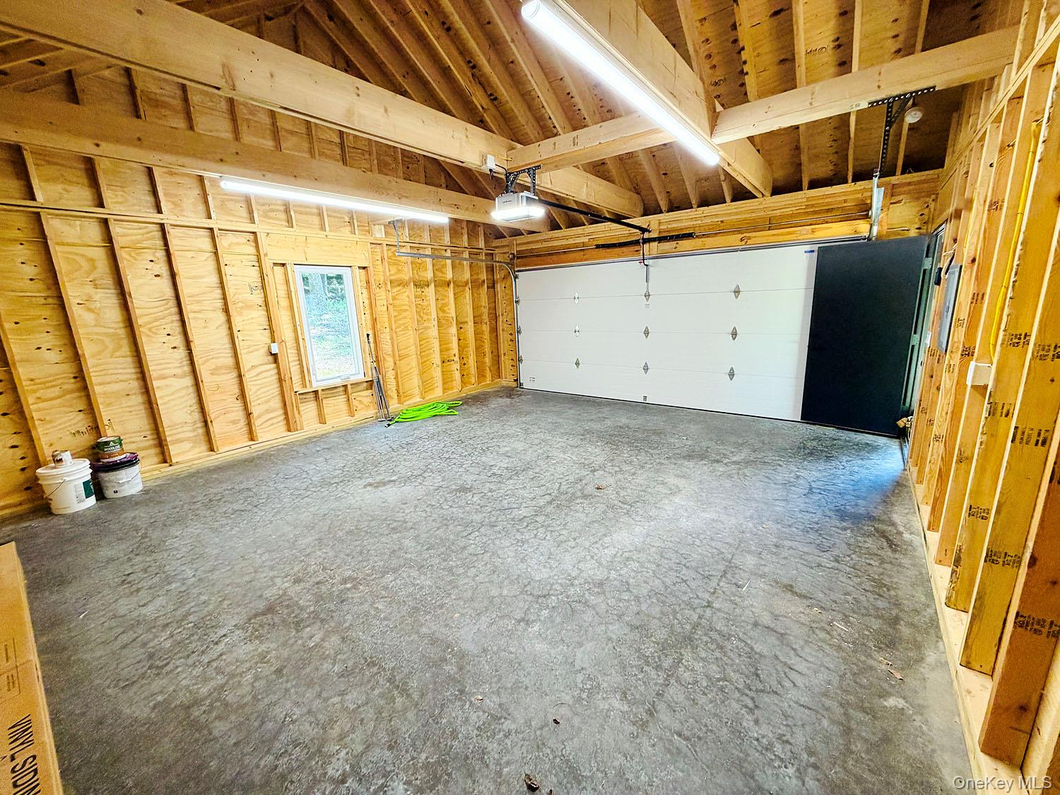204 Country Road – For Sale photo 23