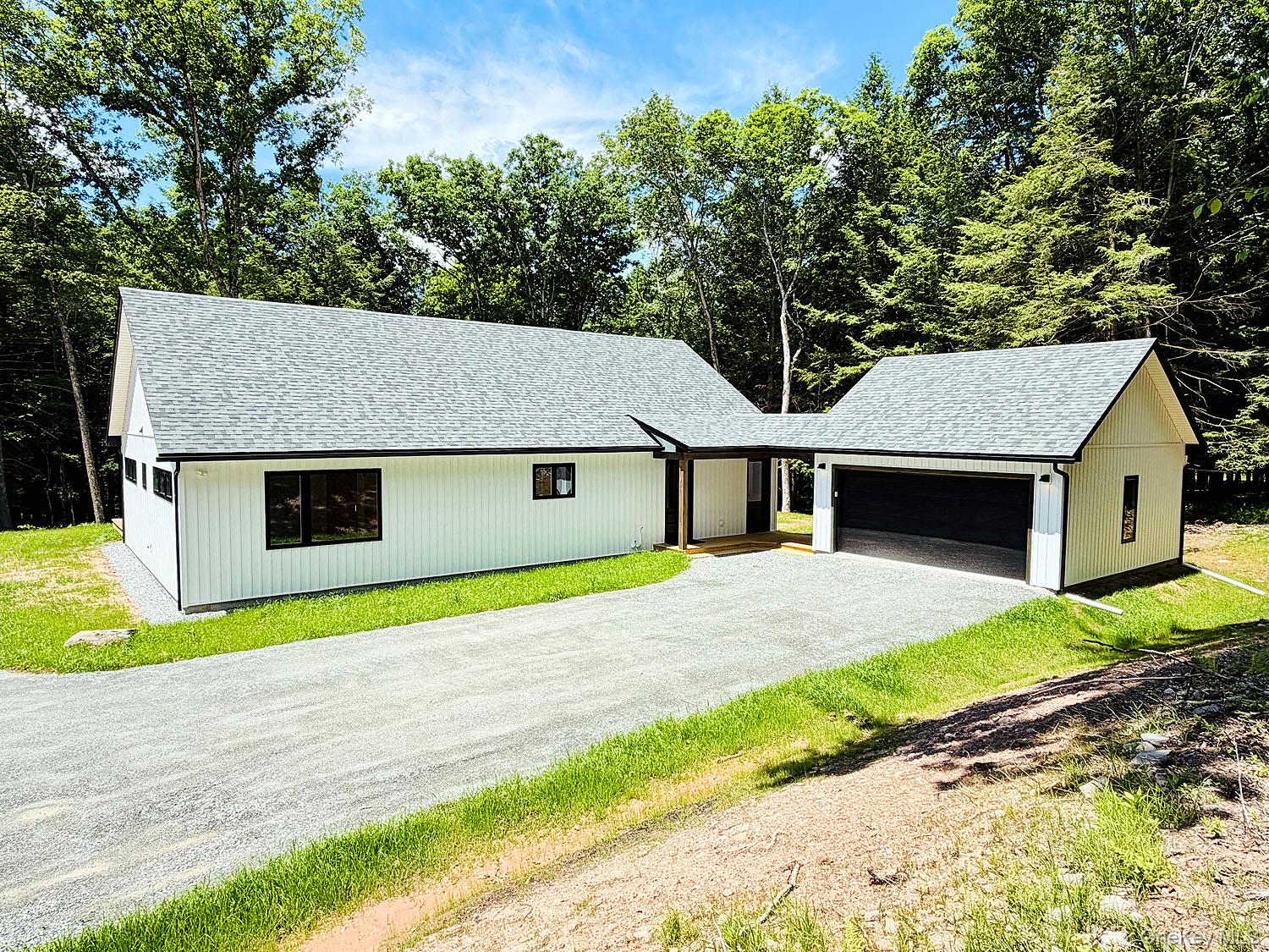 204 Country Road – For Sale photo 26