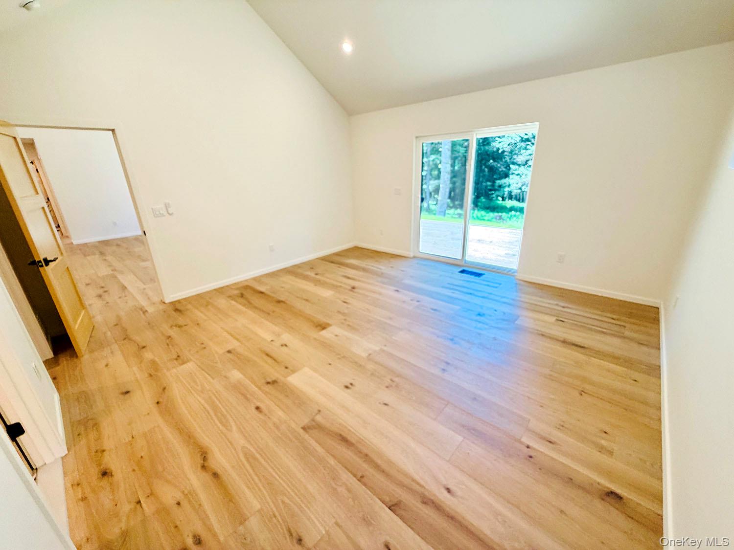 204 Country Road – For Sale photo 12