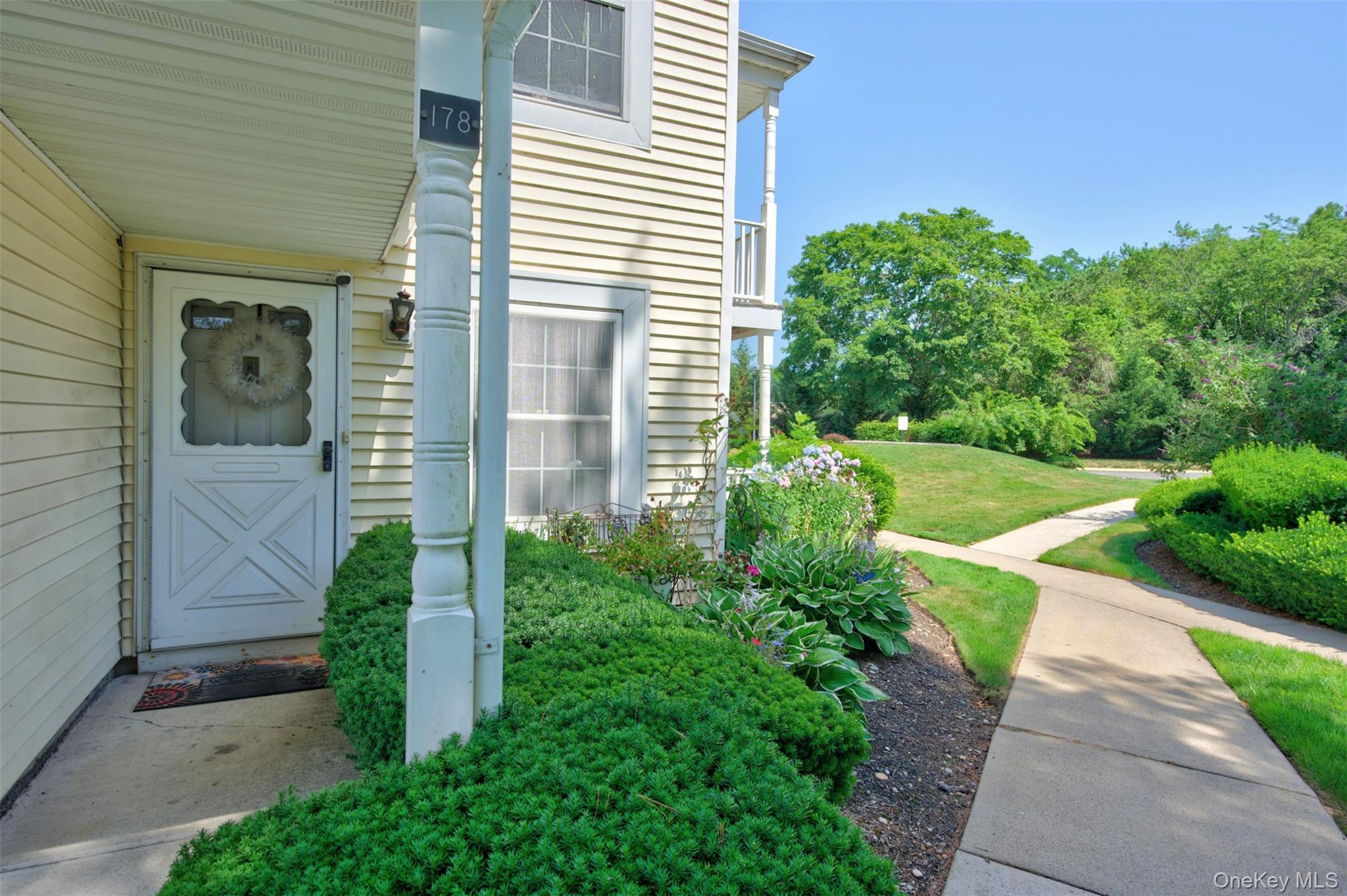 178 Fairview Circle – For Sale photo 2