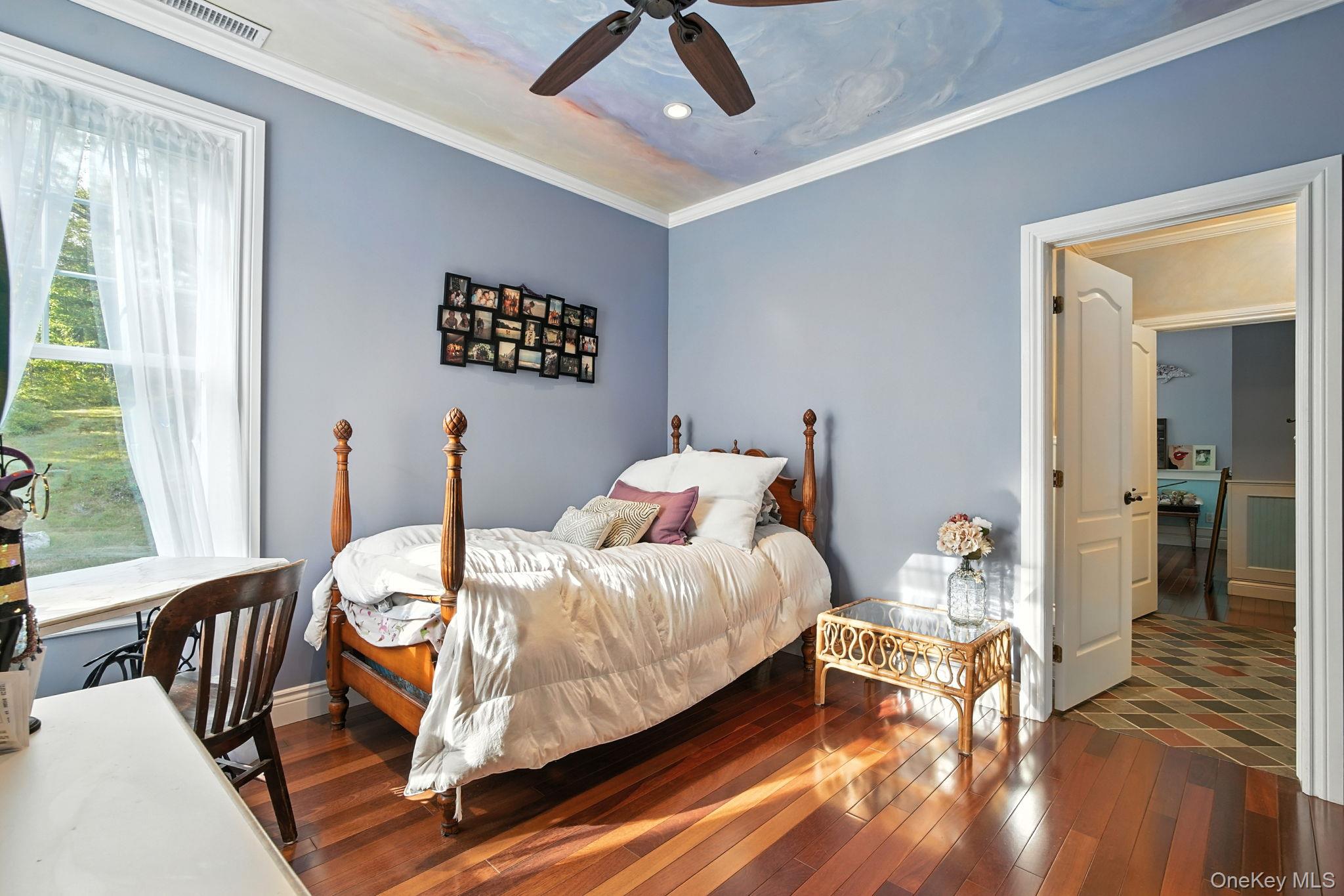 57 South White Rock – For Sale photo 27
