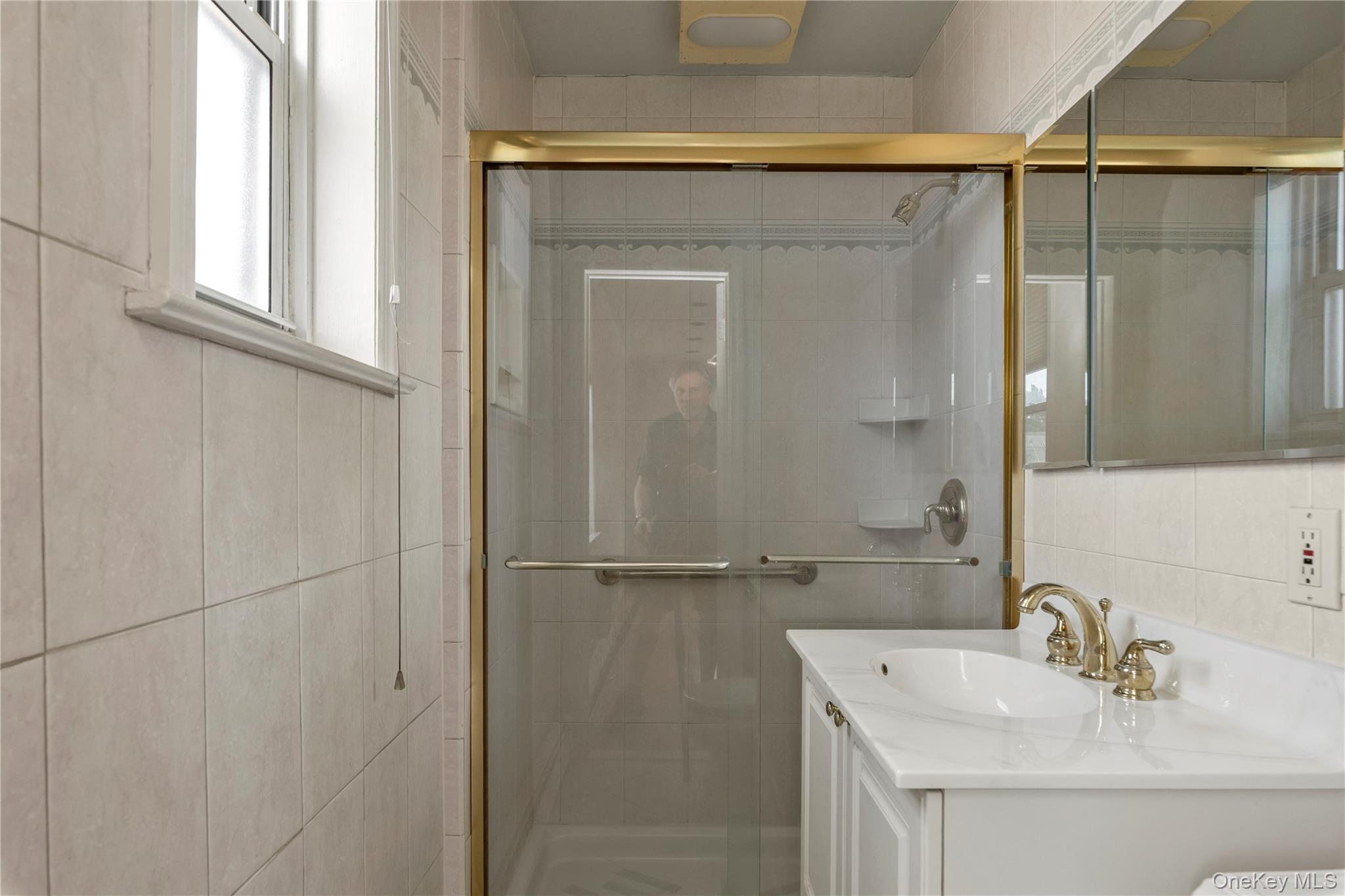 40 Daley Place, Unit 40-227 photo 11