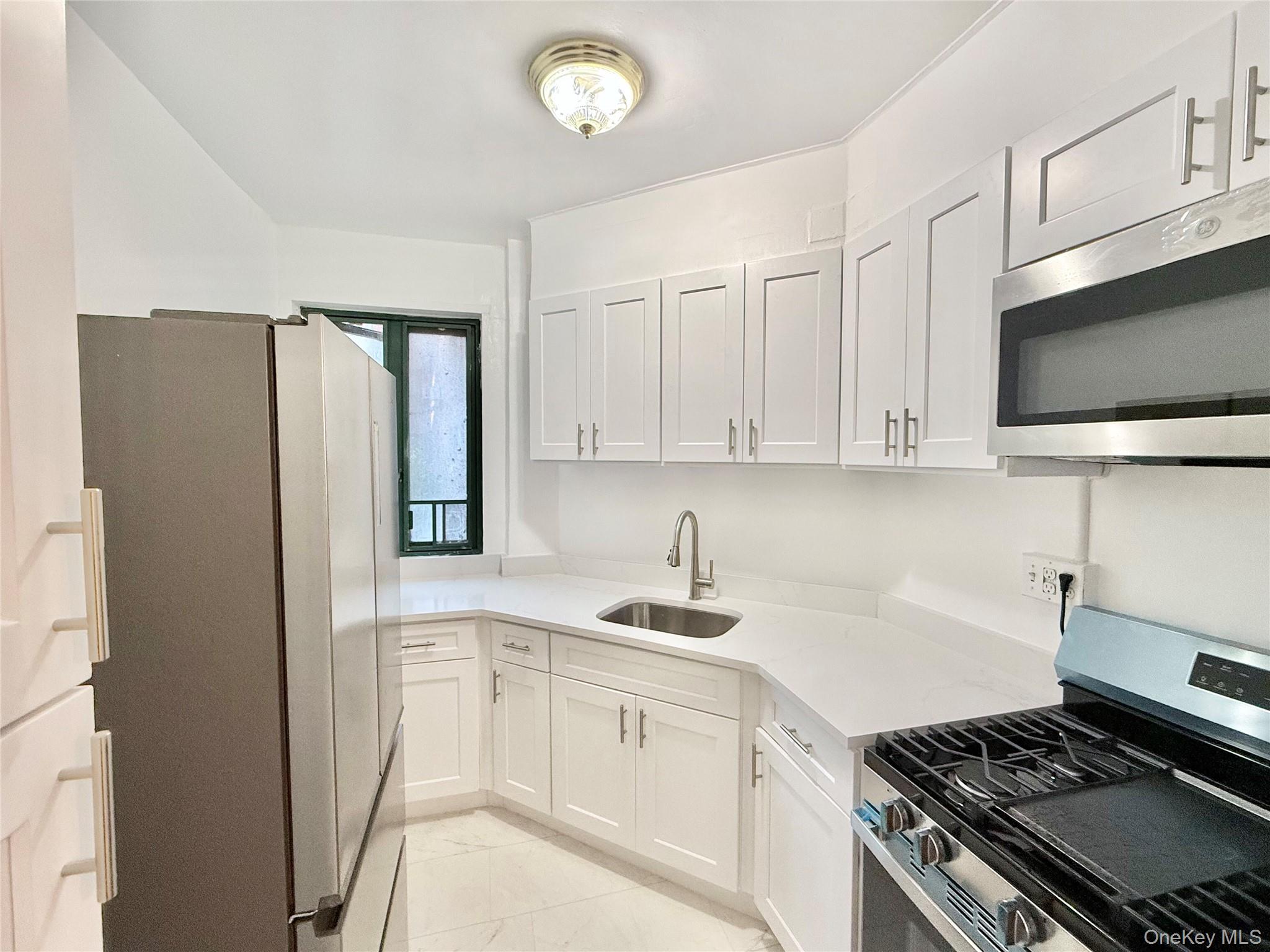 1651 Metropolitan Avenue, Unit MB
