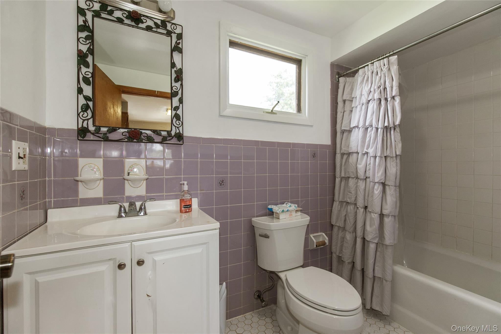 44 Perry Avenue – For Sale photo 14