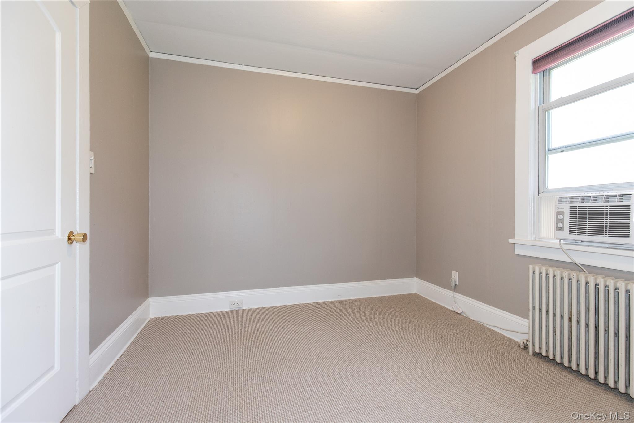 44 Perry Avenue – For Sale photo 11