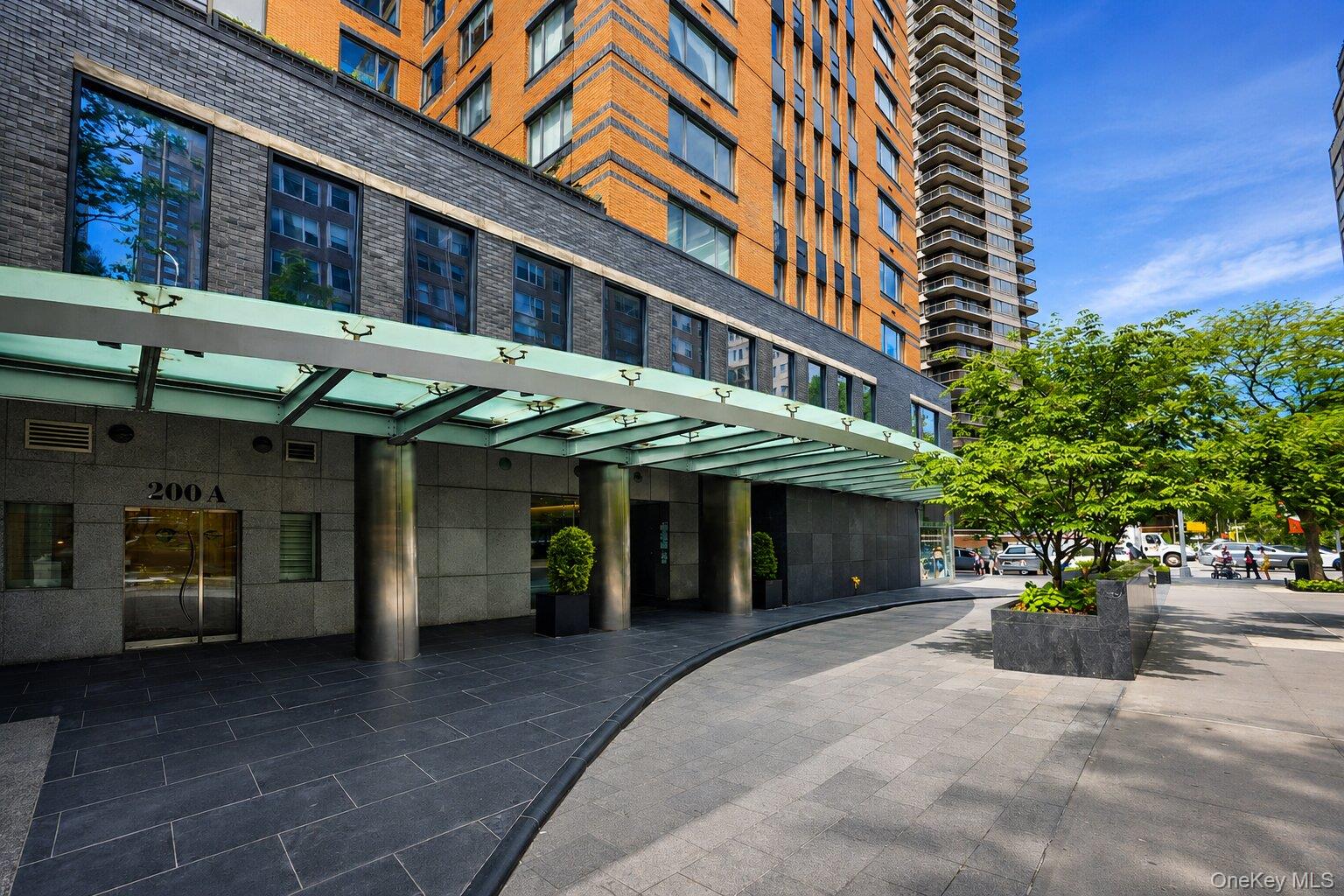 200 E 62nd Street, Unit 5D photo 15