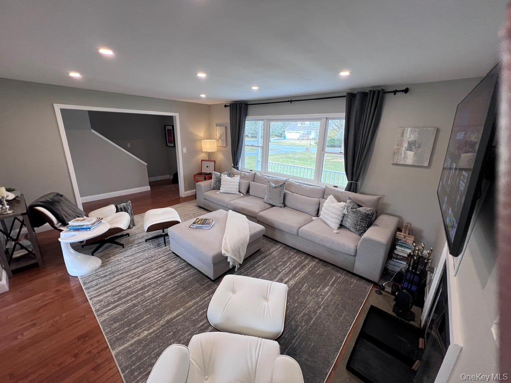 265 Old Field Court – For Rent photo 6