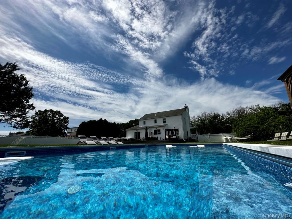 265 Old Field Court – For Rent photo 40