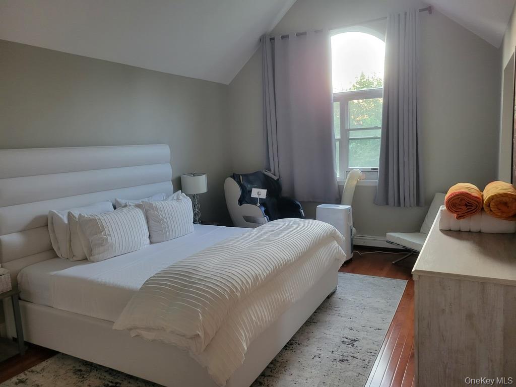 265 Old Field Court – For Rent photo 22