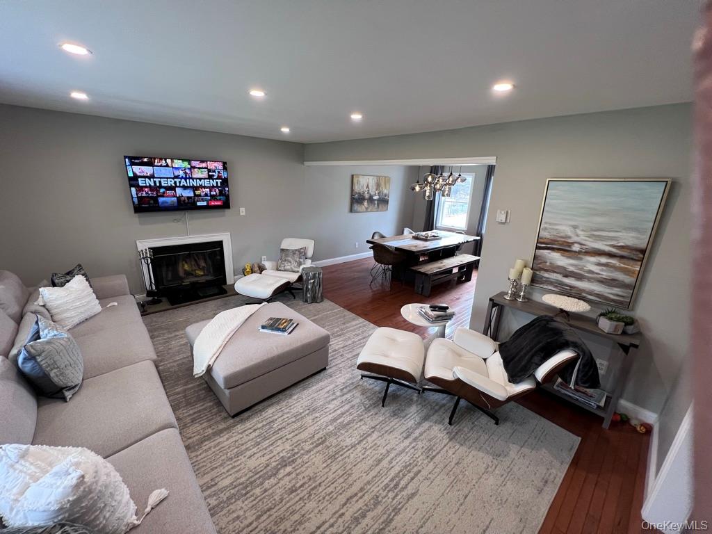 265 Old Field Court – For Rent photo 5