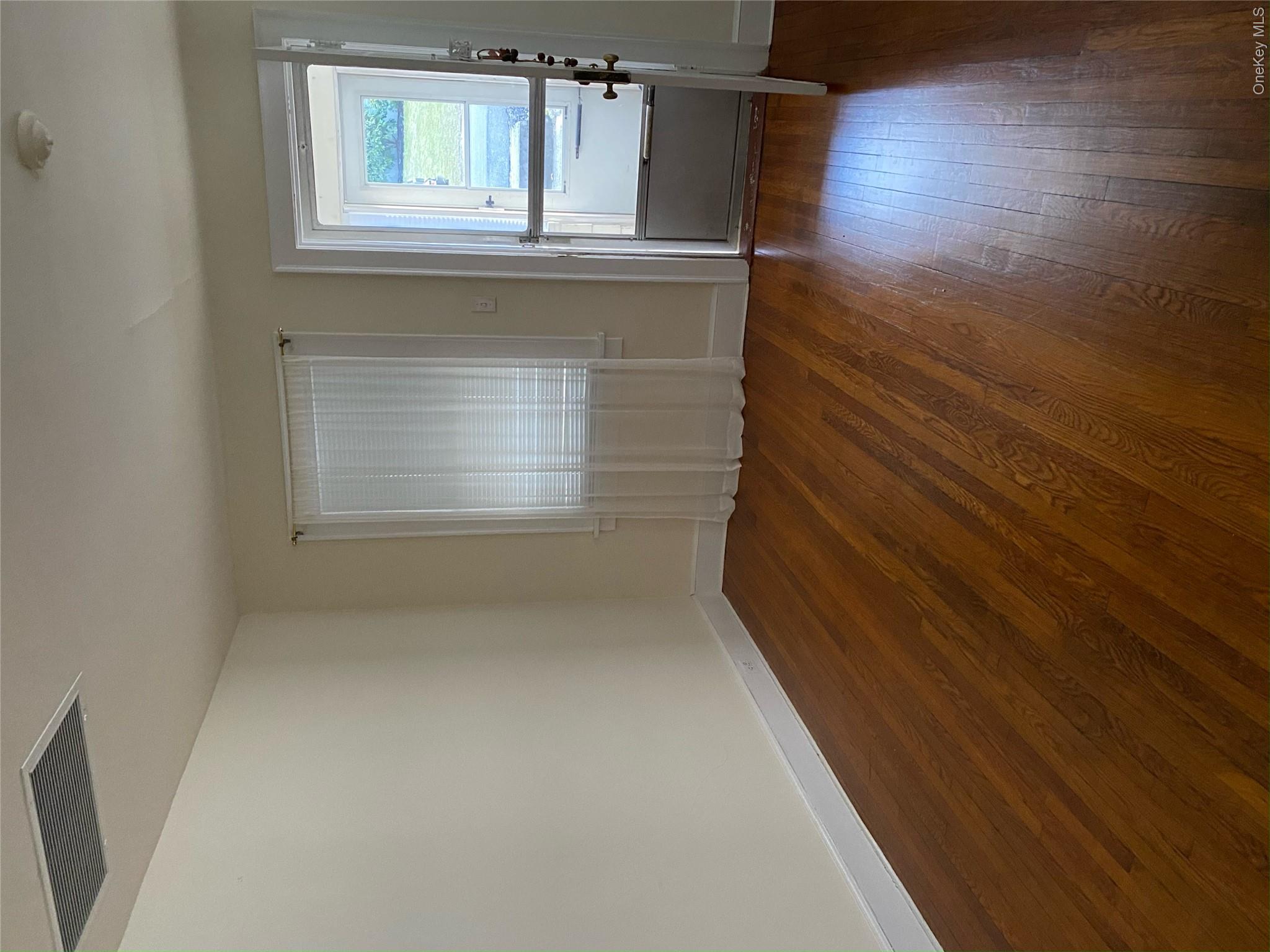 7 Chestnut Street – For Rent photo 2