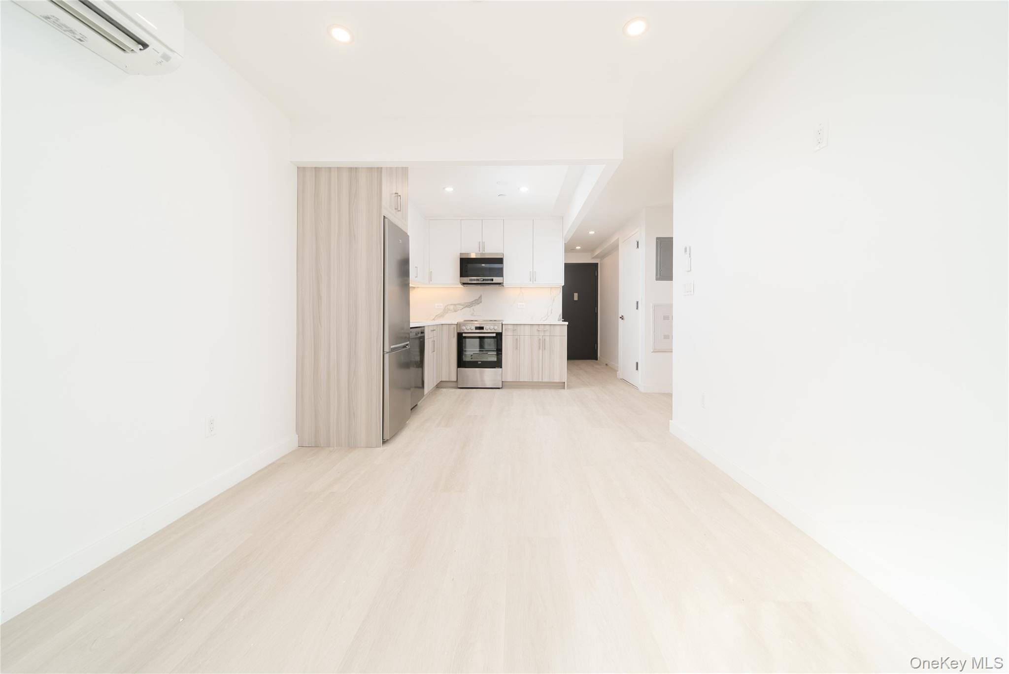 132-55 41 Road, Unit 3B photo 3