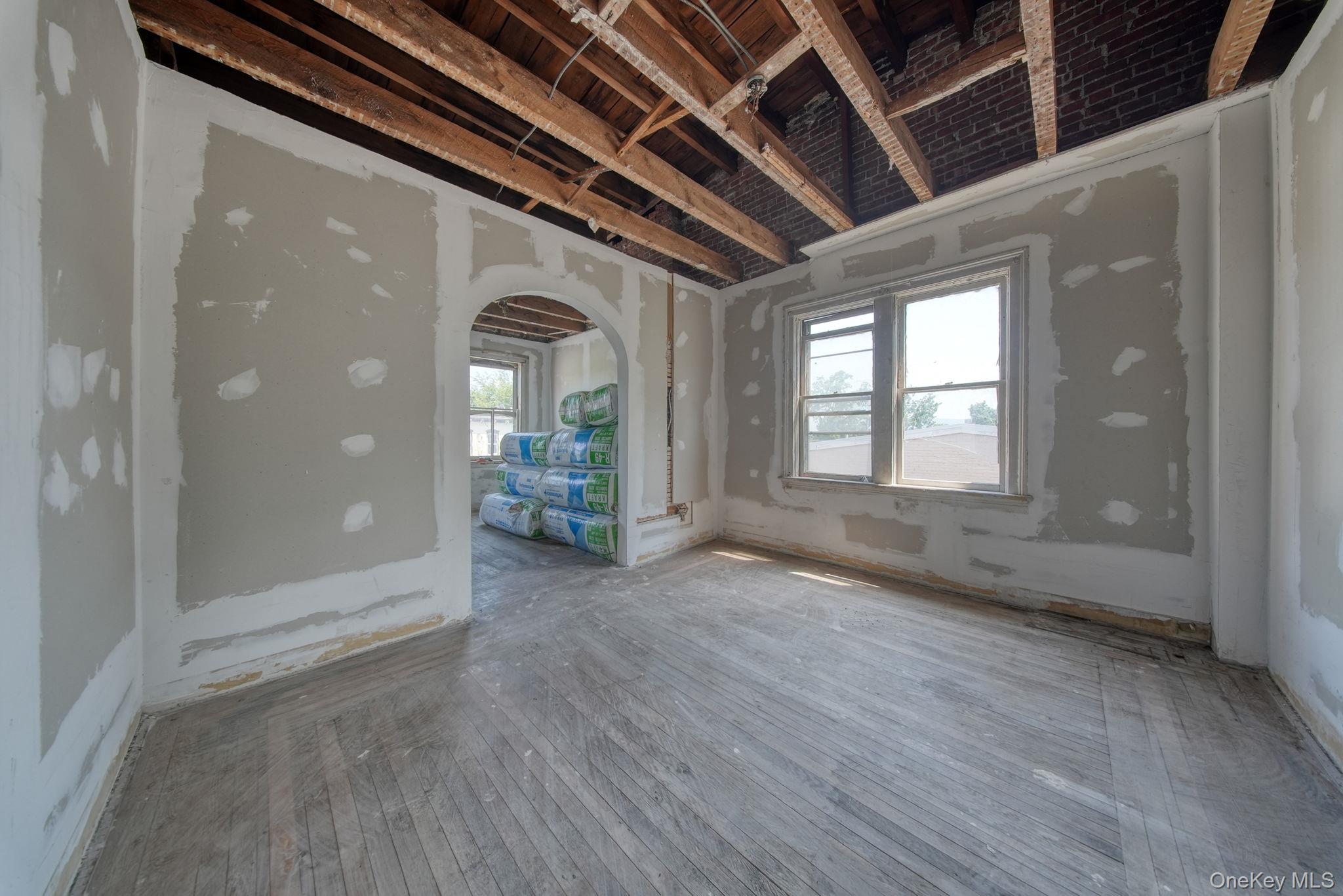 225 Dubois Street – For Sale photo 14