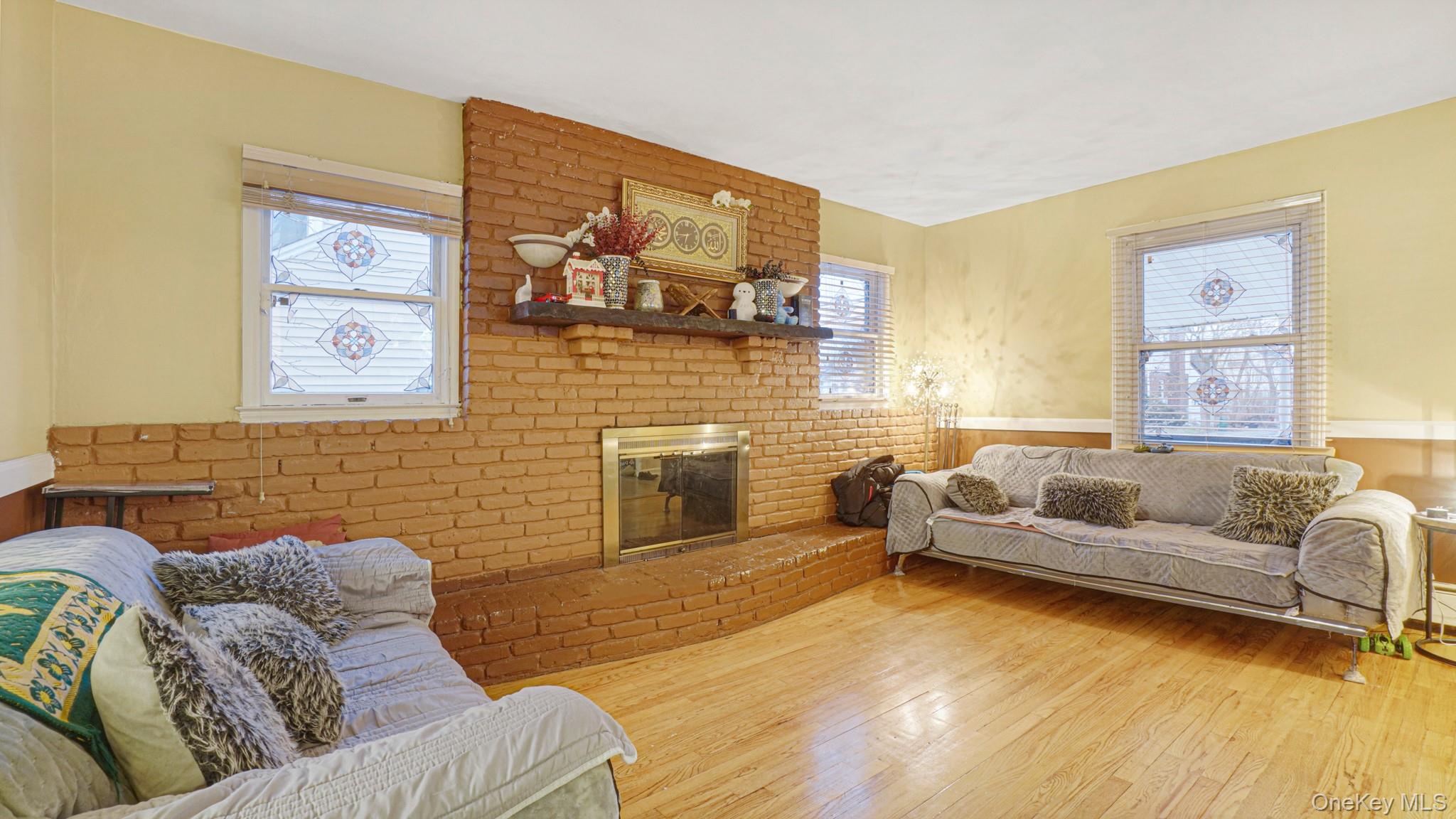 2496 Camp Avenue – For Sale photo 8