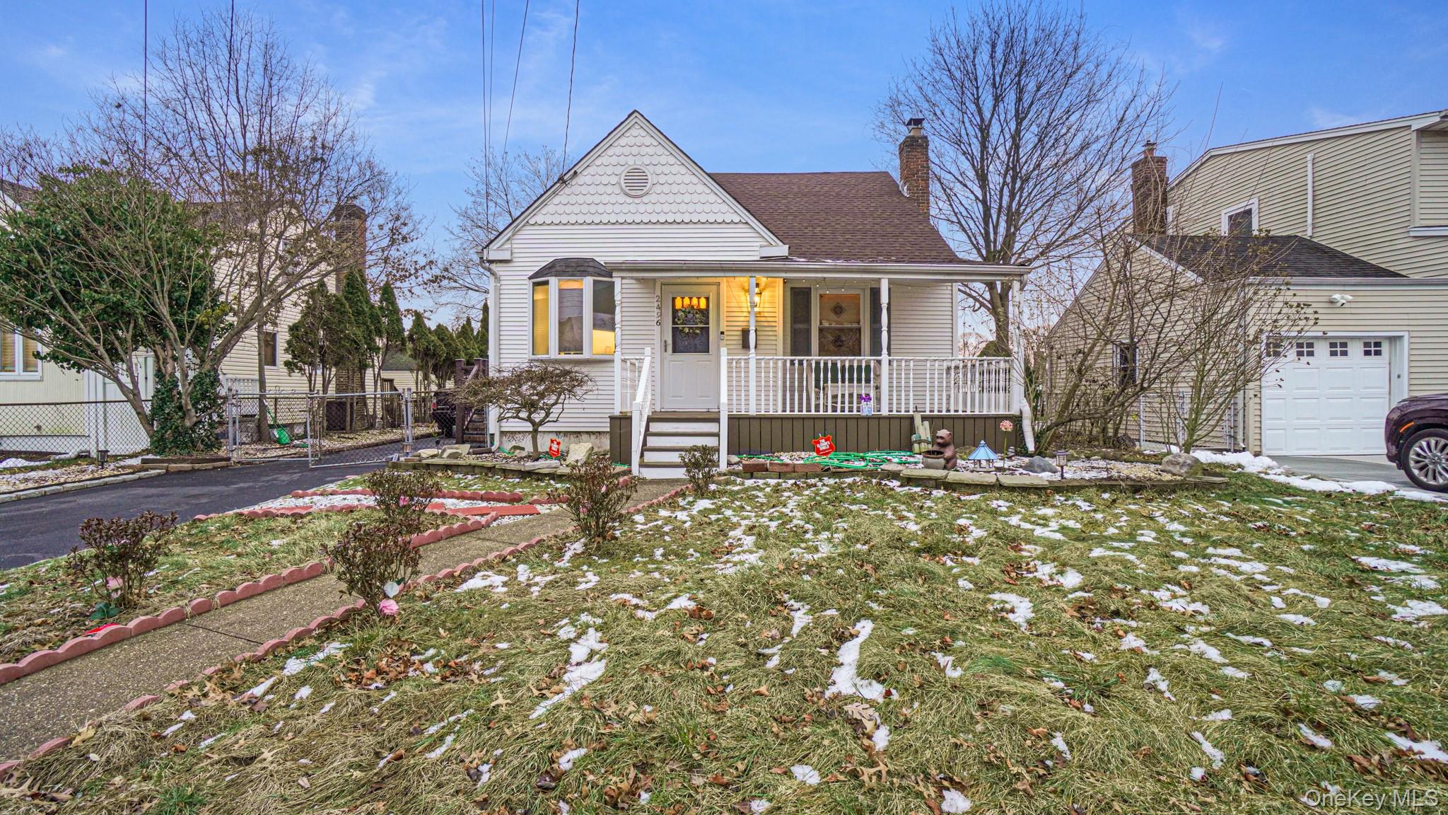 2496 Camp Avenue – For Sale photo 4