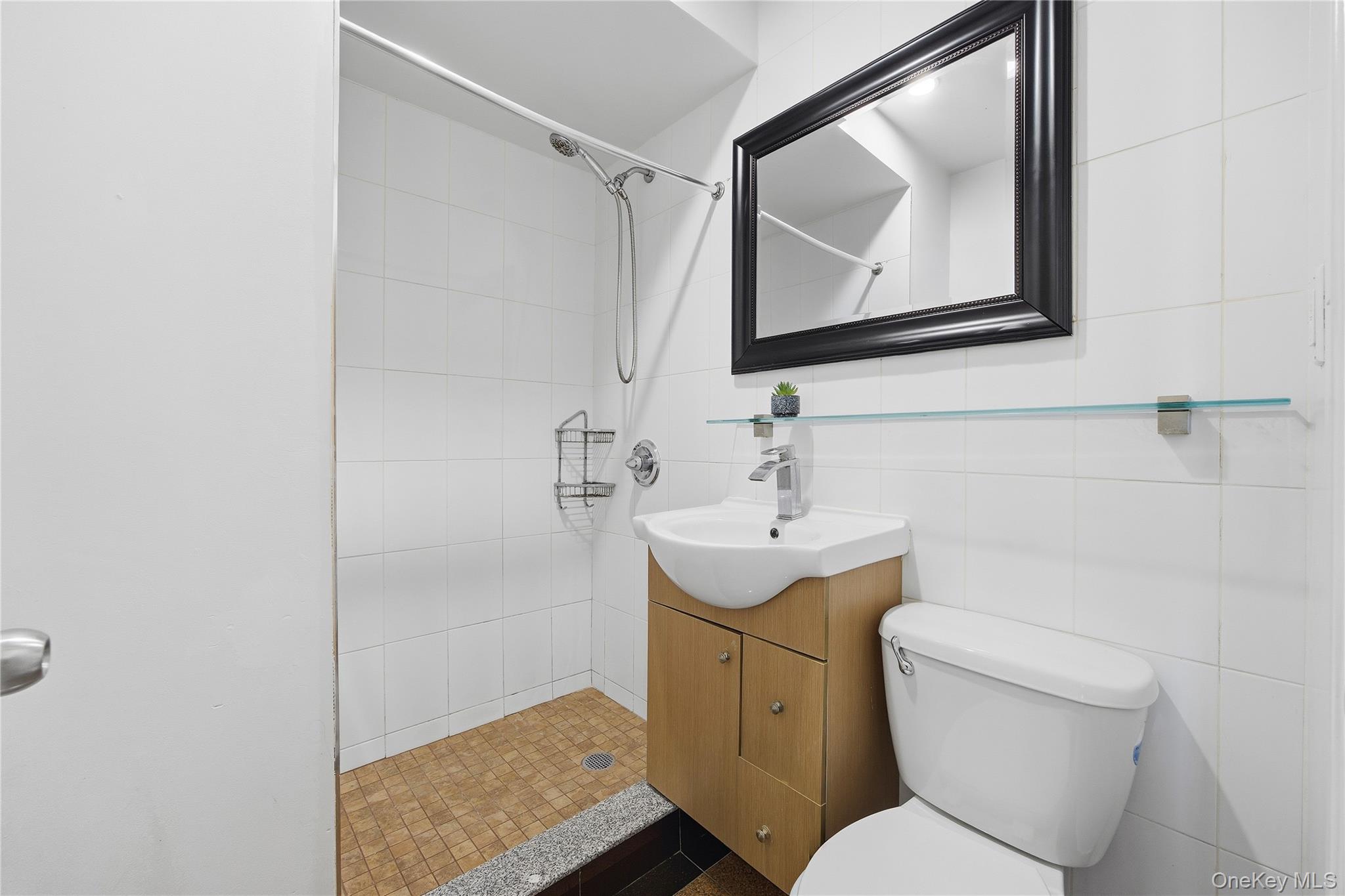 106-07 Northern Boulevard, Unit 5B photo 14