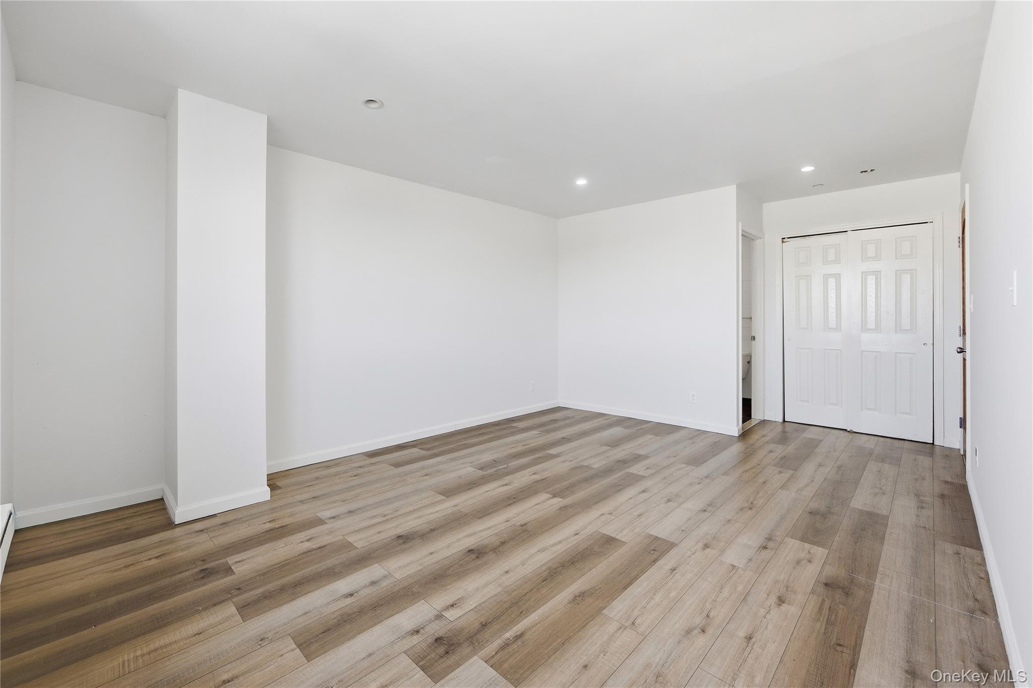 106-07 Northern Boulevard, Unit 5B photo 8