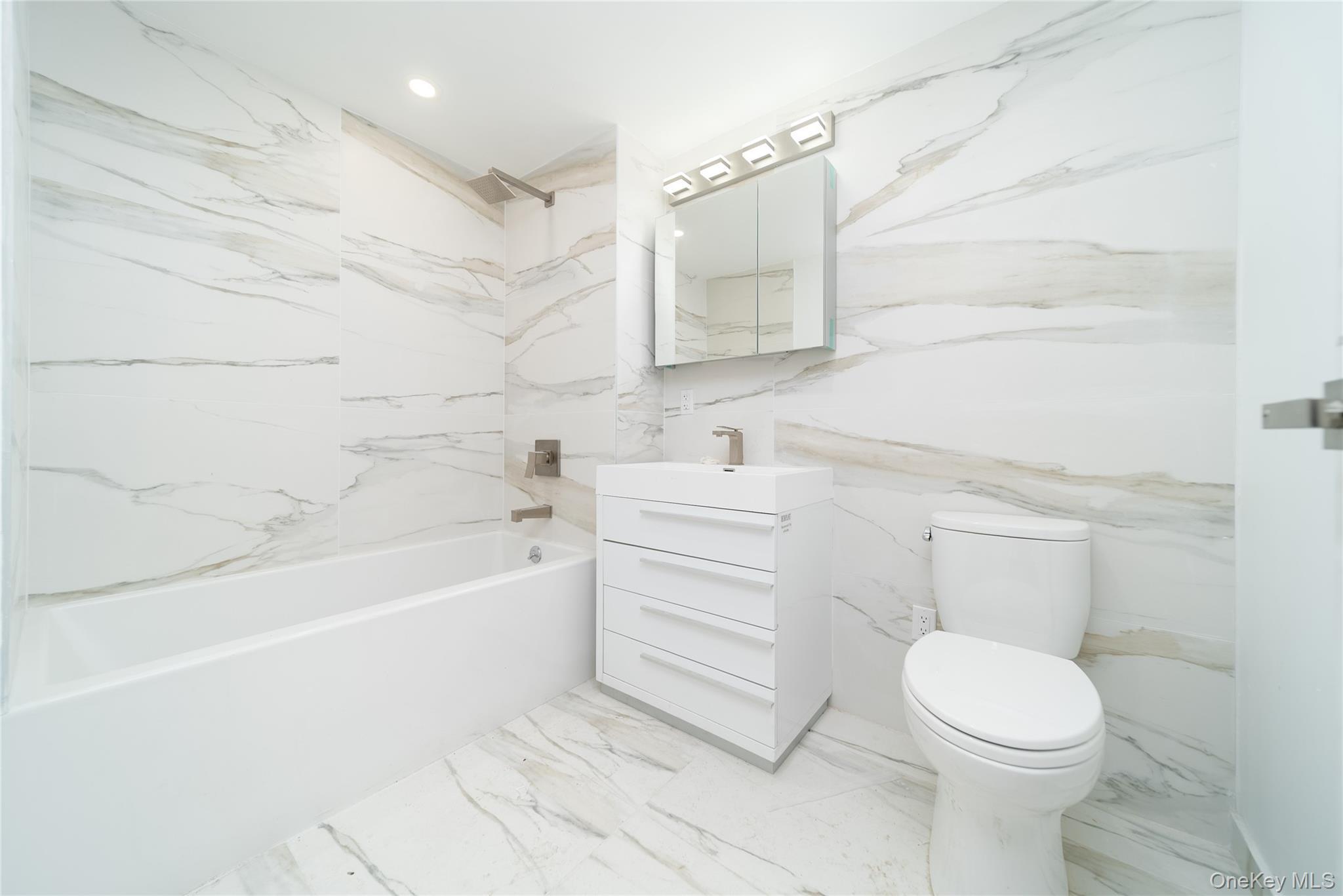 132-55 41 Road, Unit 2B photo 7