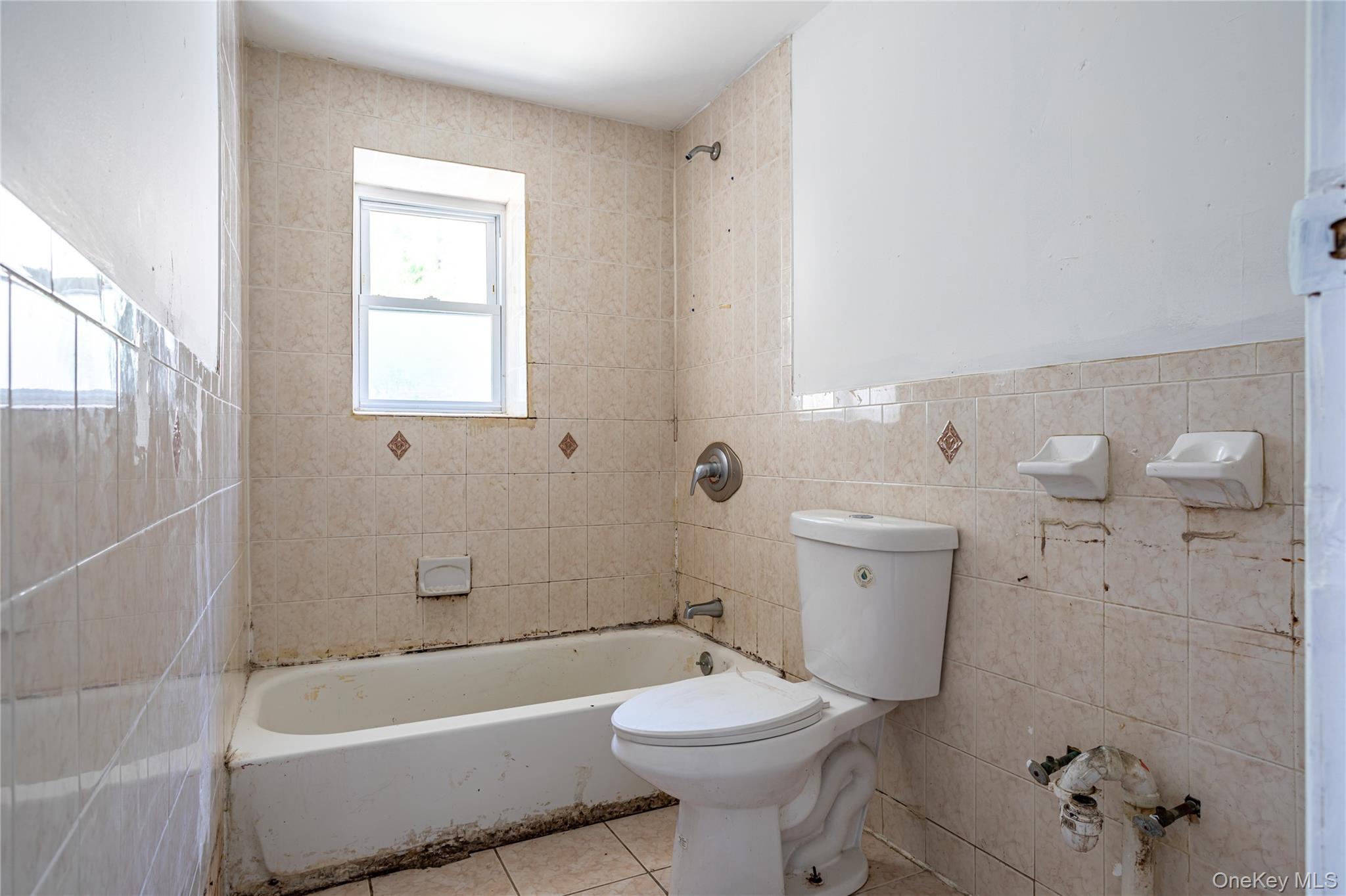 22 Grove Street – For Sale photo 11