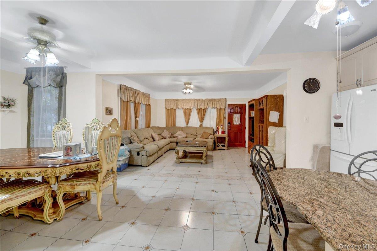 3170 Rawlins Avenue – For Sale photo 5