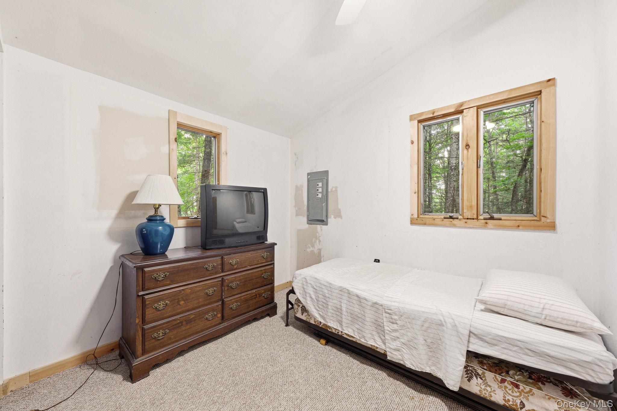 315 S Shore Drive – For Sale photo 17