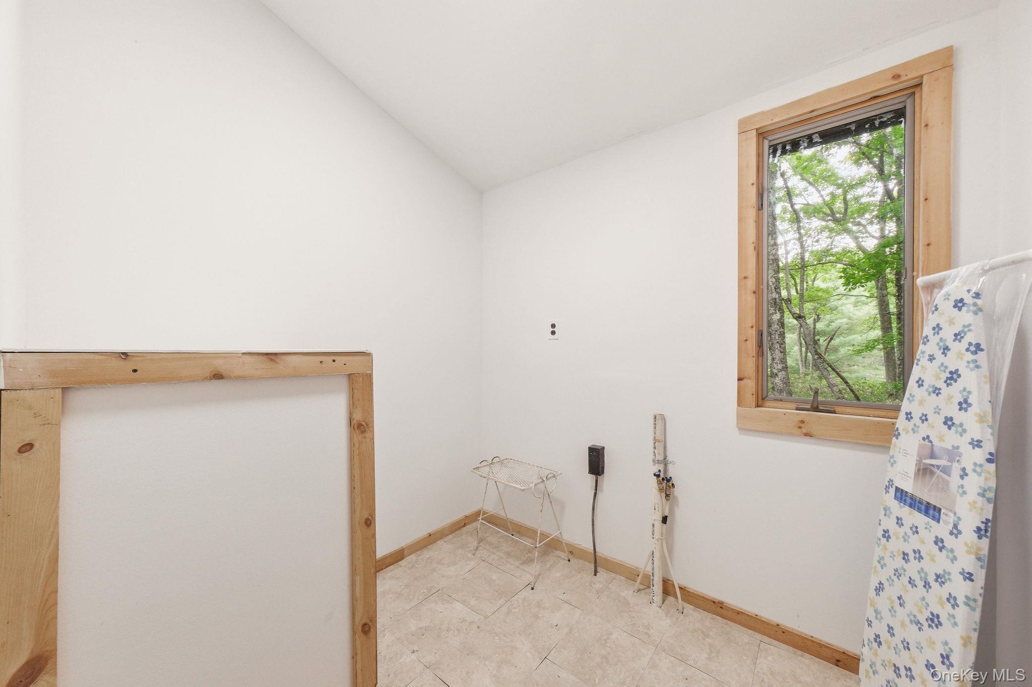 315 S Shore Drive – For Sale photo 14