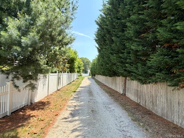 15 Comet Place – For Sale photo 2