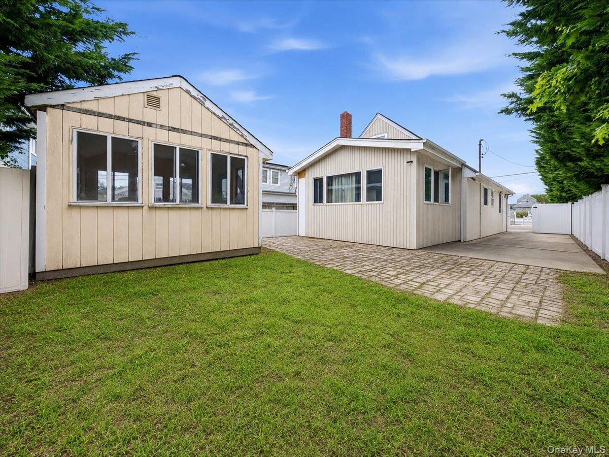 95 E Riviera Drive – For Sale photo 17