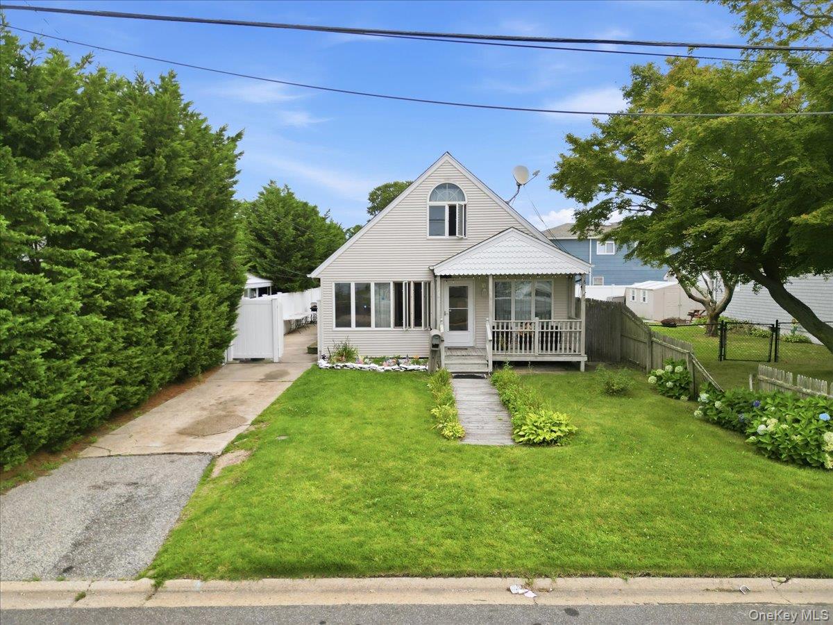 95 E Riviera Drive – For Sale photo 2