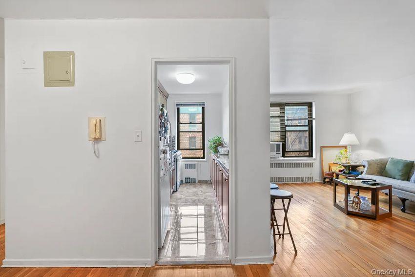 64-00 Saunders Street, Unit 5-C photo 7