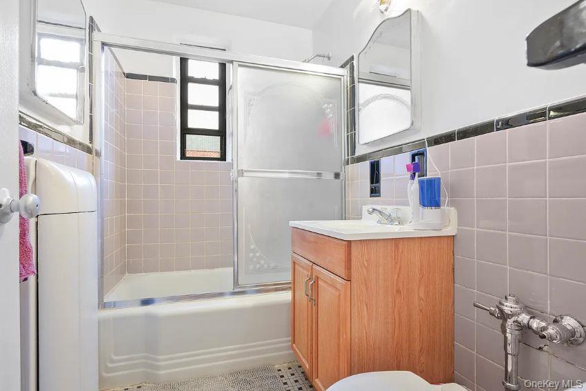 64-00 Saunders Street, Unit 5-C photo 10