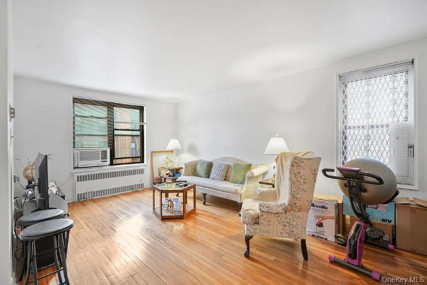 64-00 Saunders Street, Unit 5-C photo 6
