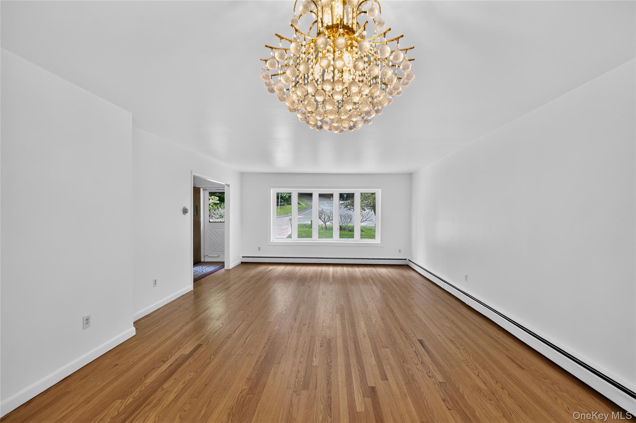 3 Greenwood Lane – For Sale photo 2