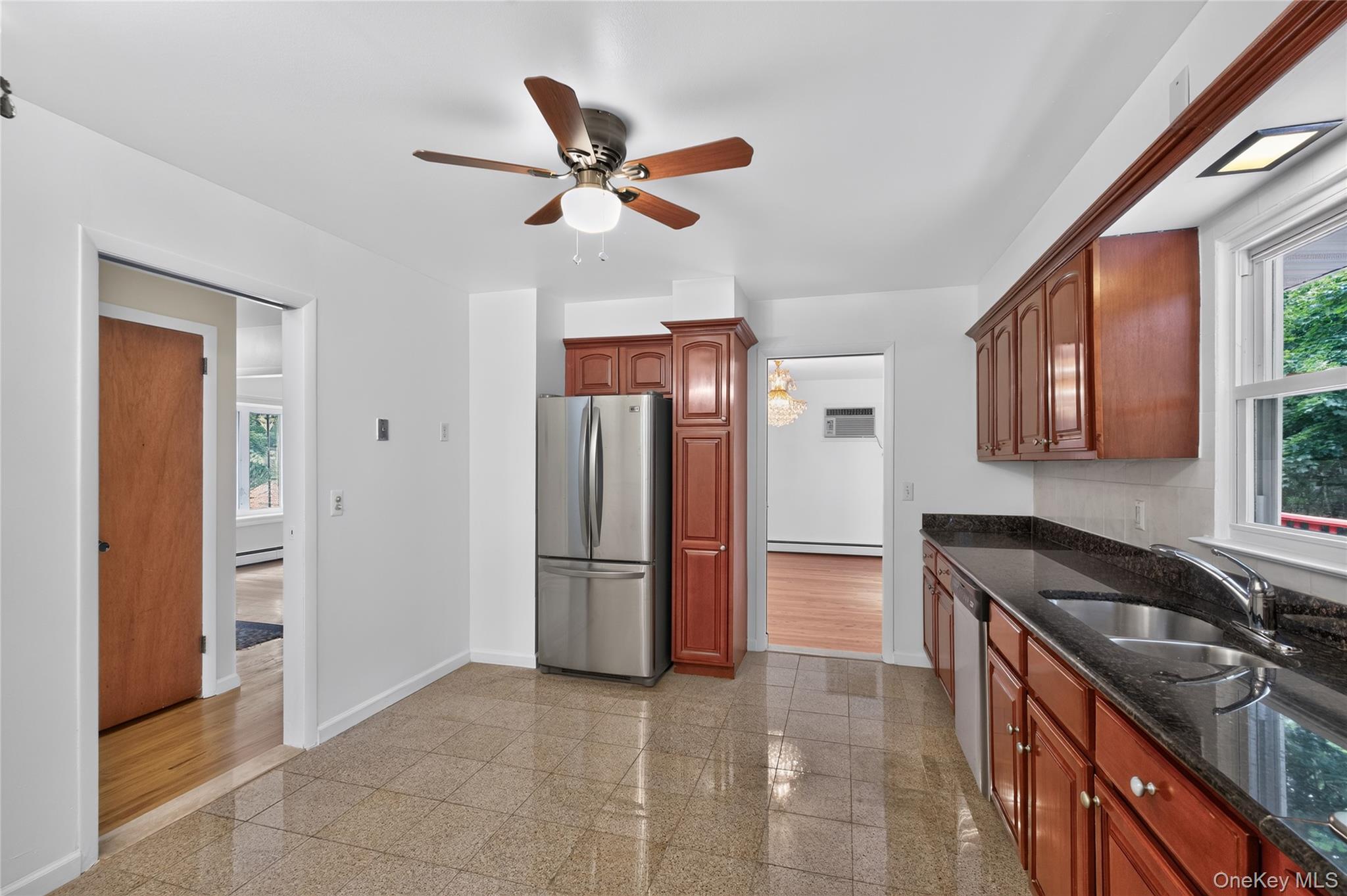 3 Greenwood Lane – For Sale photo 3